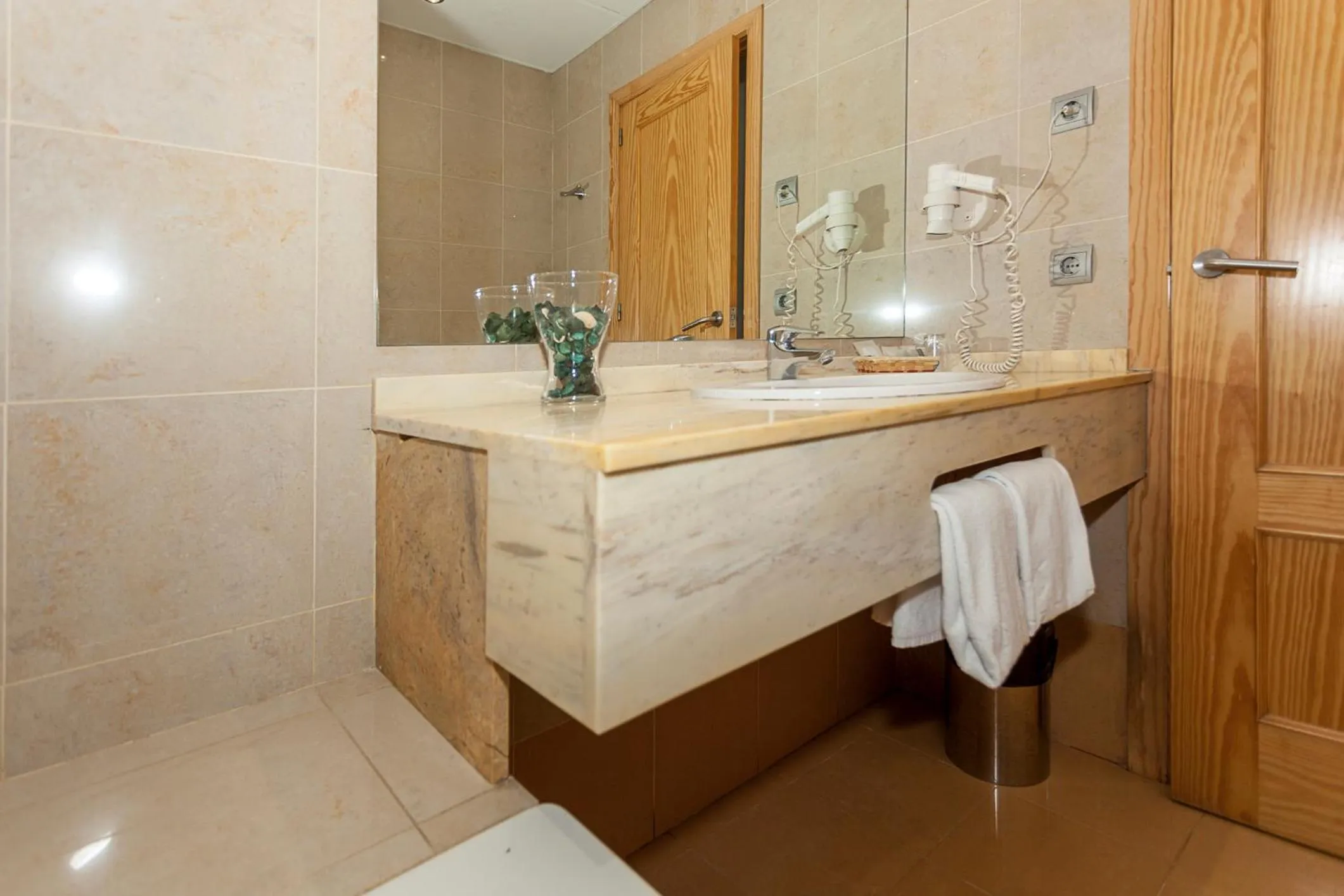 Bathroom in Hotel AACR Museo