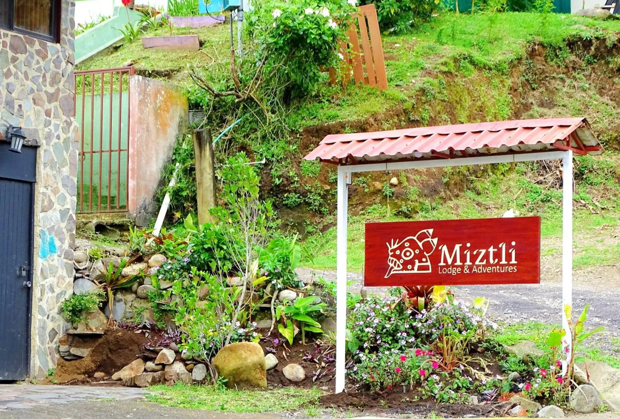 Miztli Lodge & Adventure