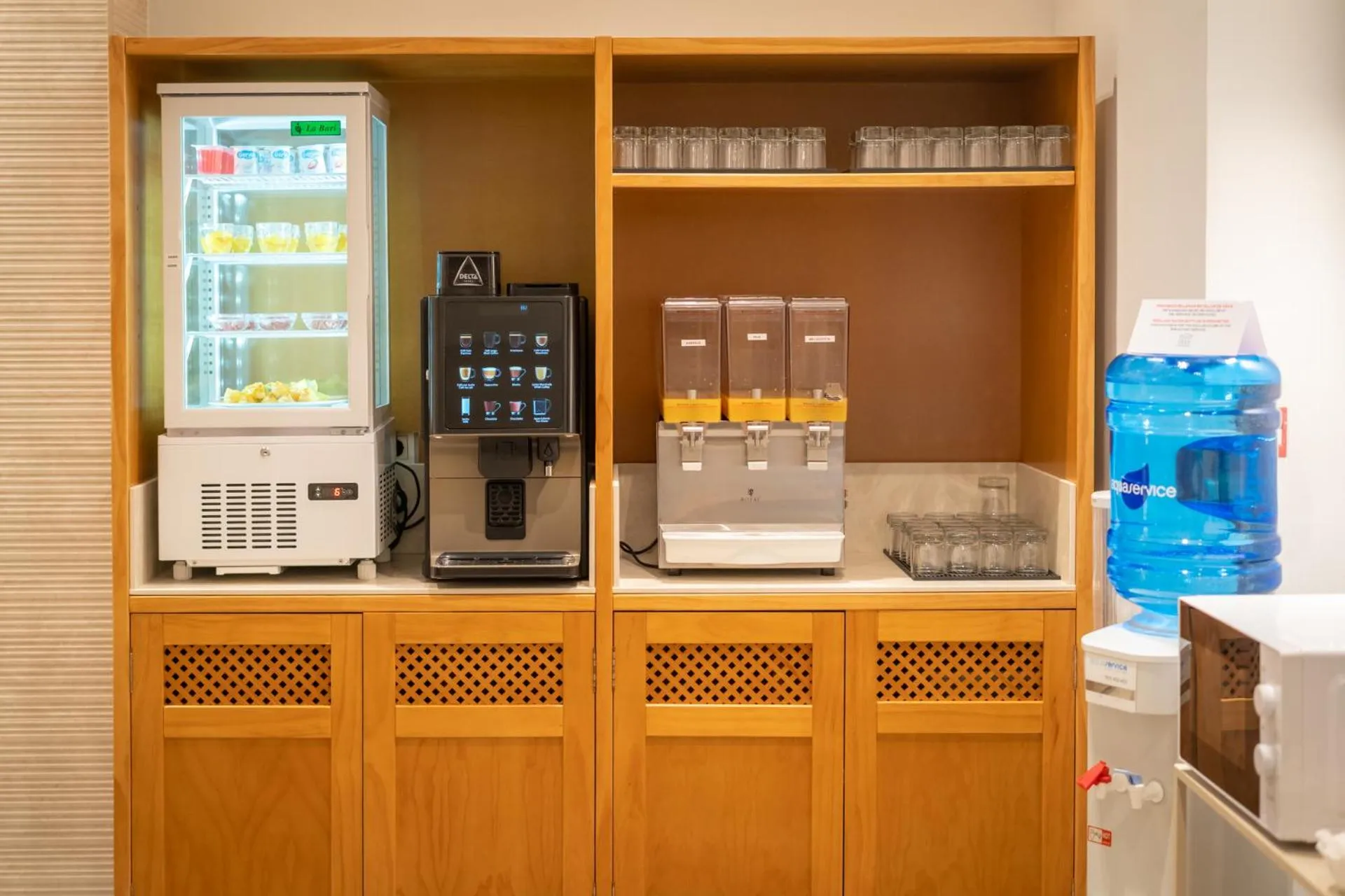 Buffet breakfast in Hotel Zeus