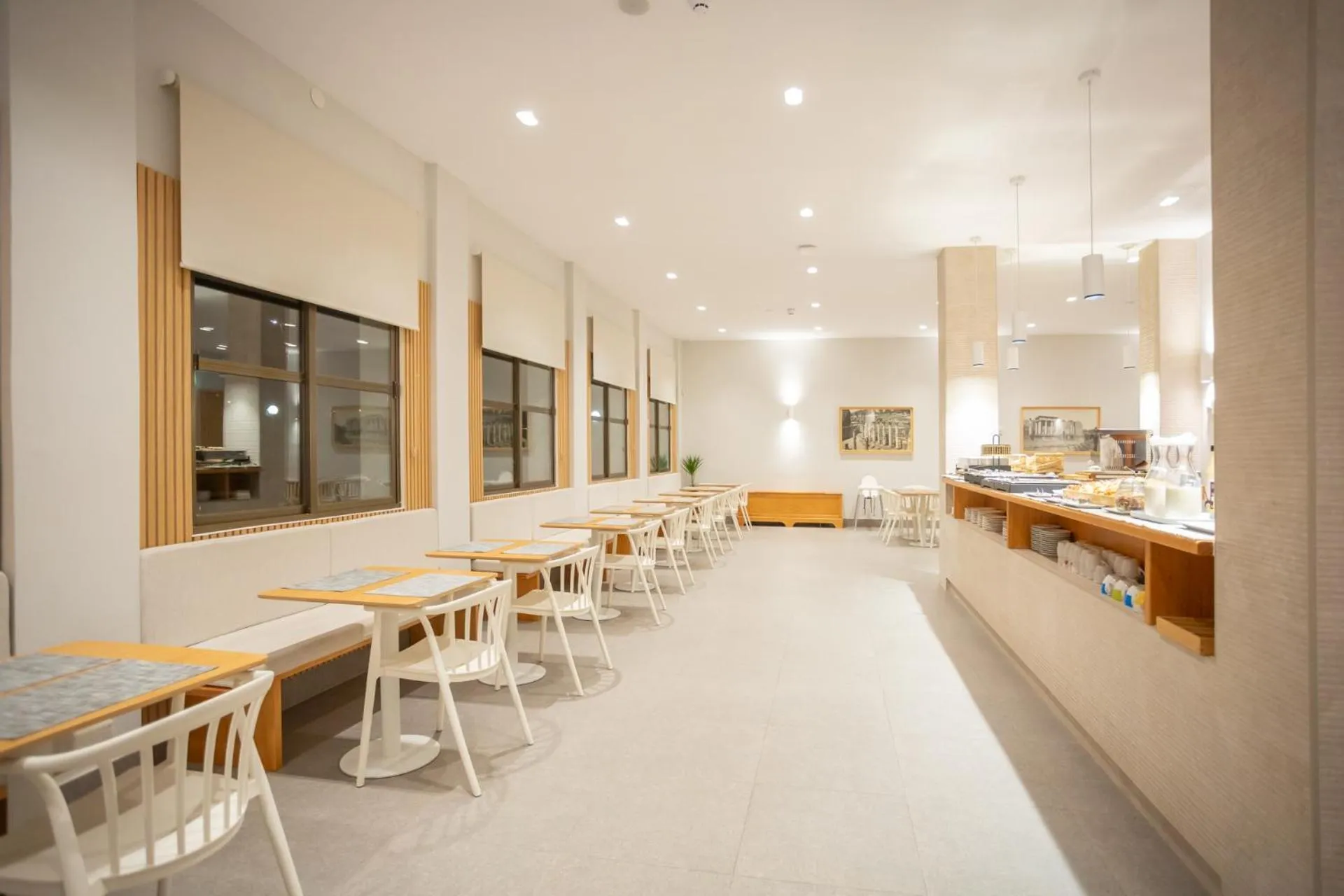 Buffet breakfast in Hotel Zeus