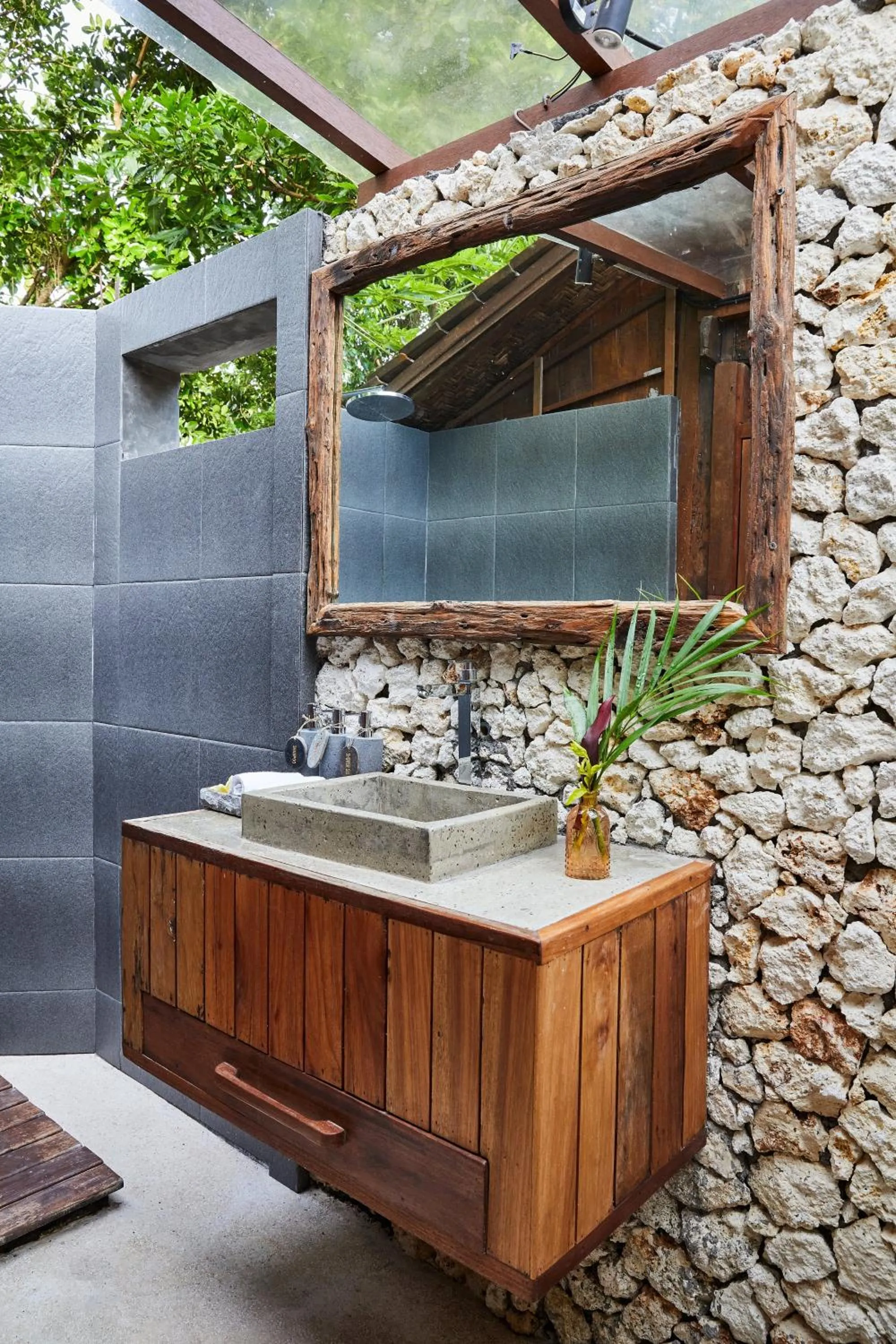 Kayu Mama Resort and Spa