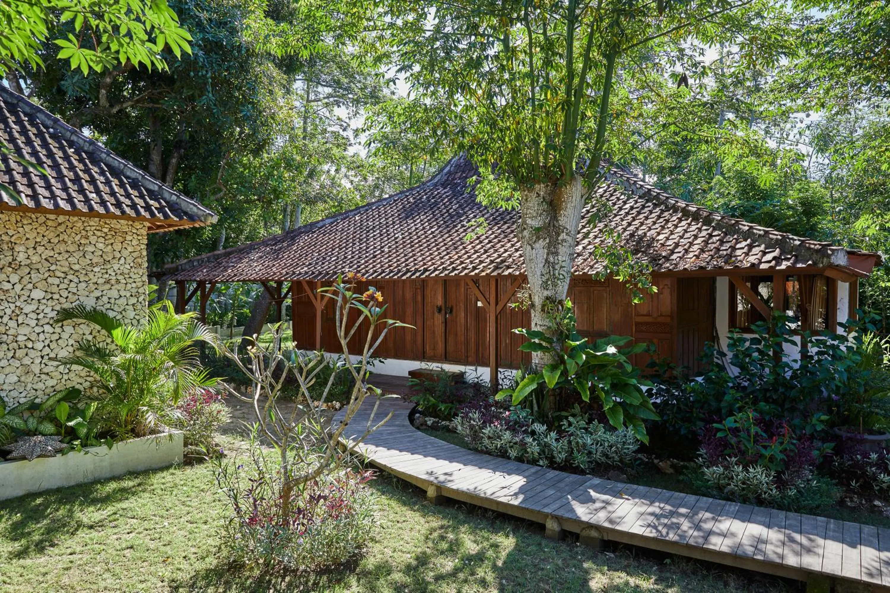 Kayu Mama Resort and Spa