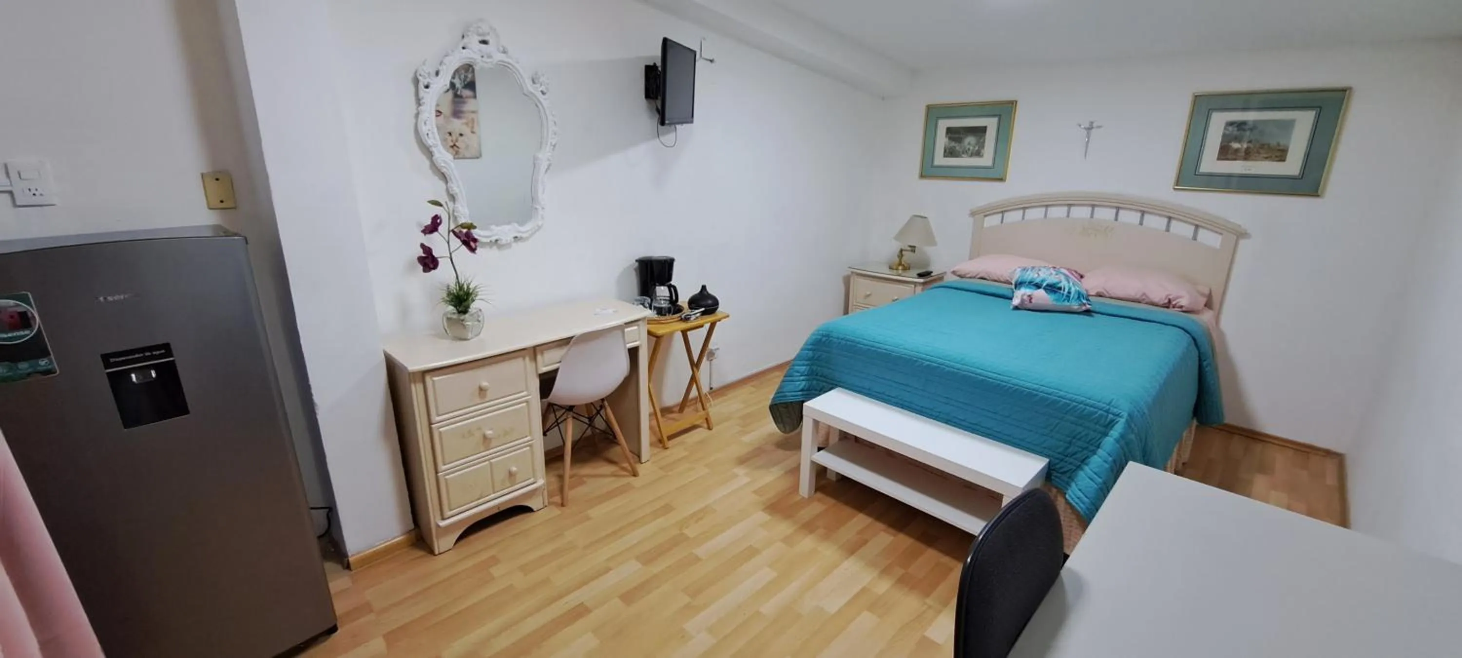 Bedroom, Bed in Habitaciones Narvarte Del Valle