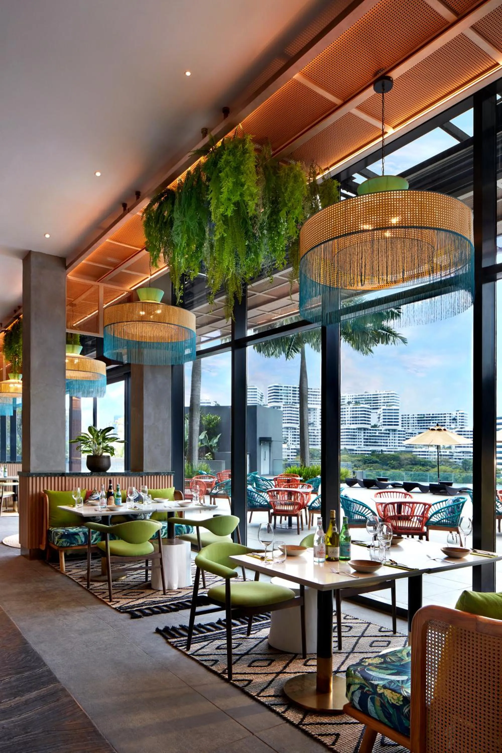 Restaurant/places to eat in Momentus Hotel Alexandra