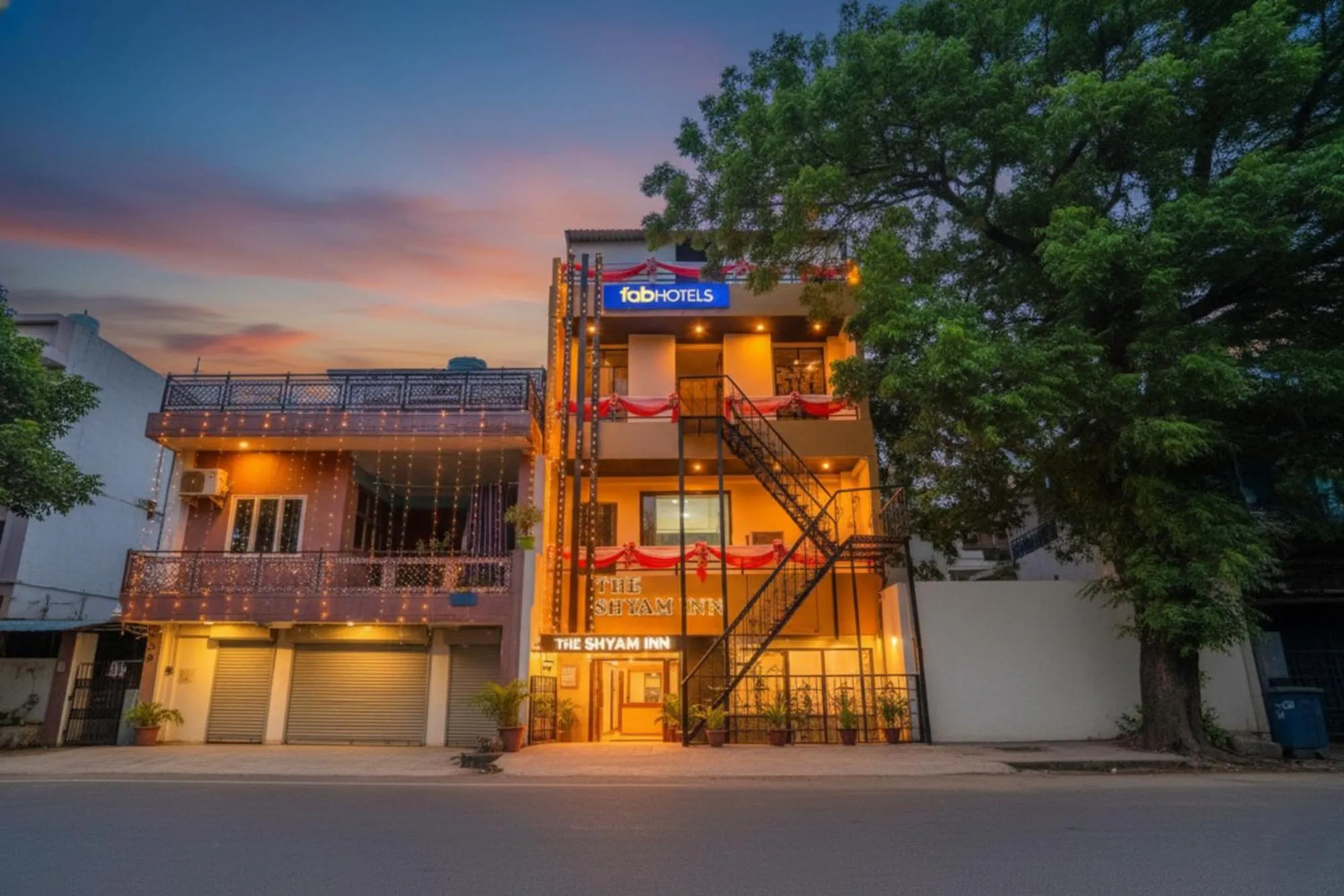 Property building in FabHotel Shyam Inn