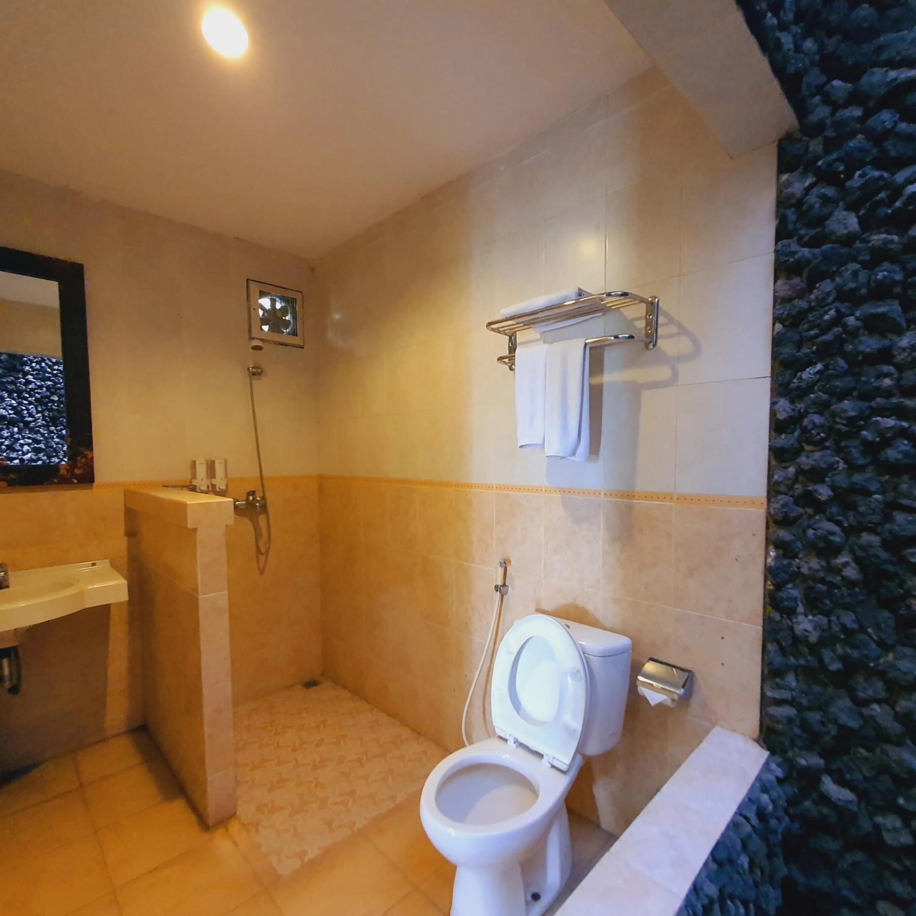 Bathroom in Tengger Guesthouse
