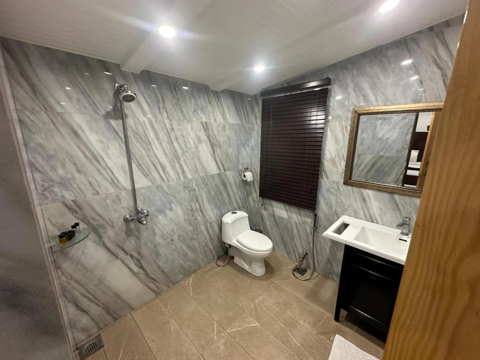 Lawrence View Hotel, Lahore