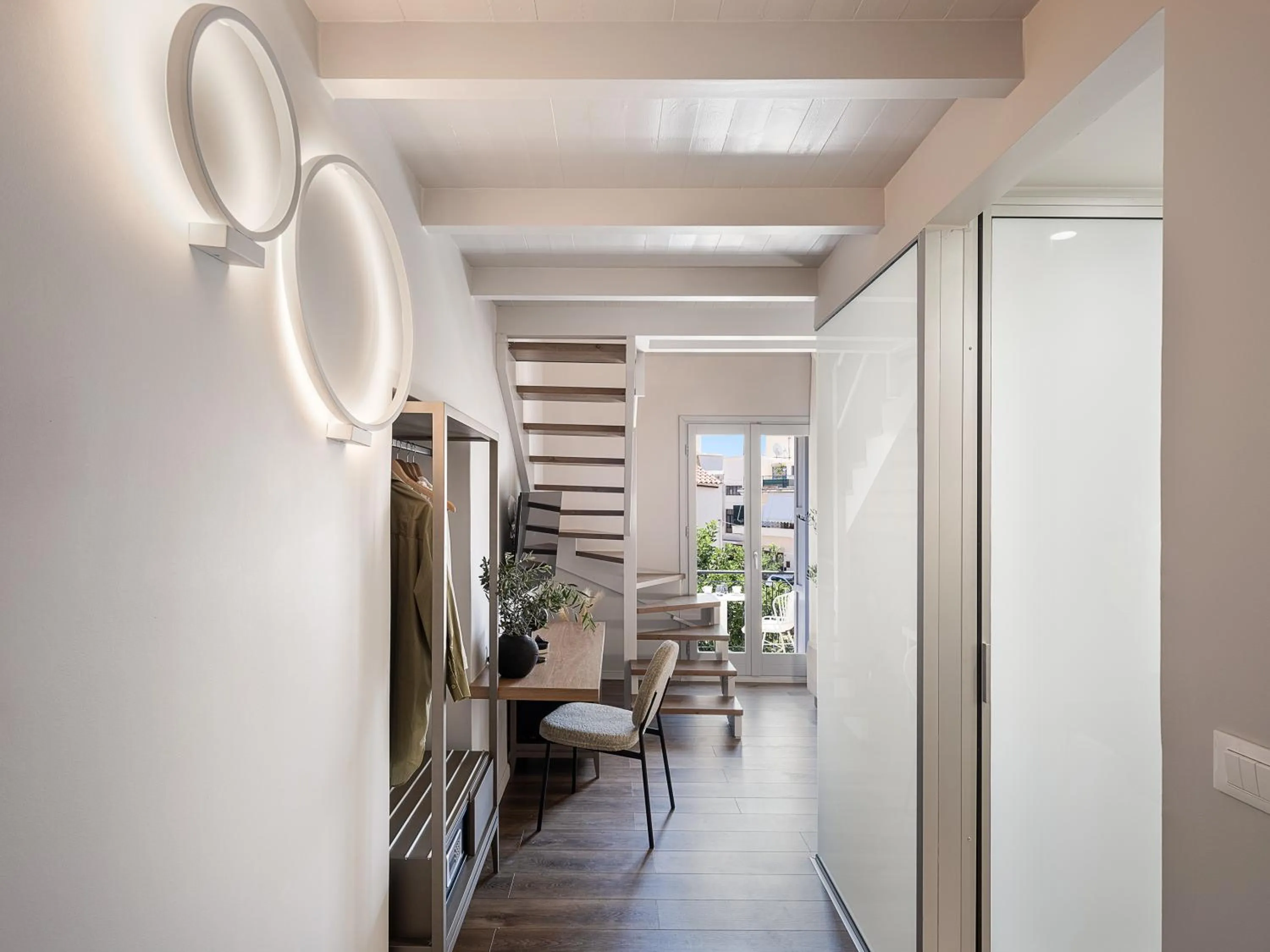 TV and multimedia in Elia Erato