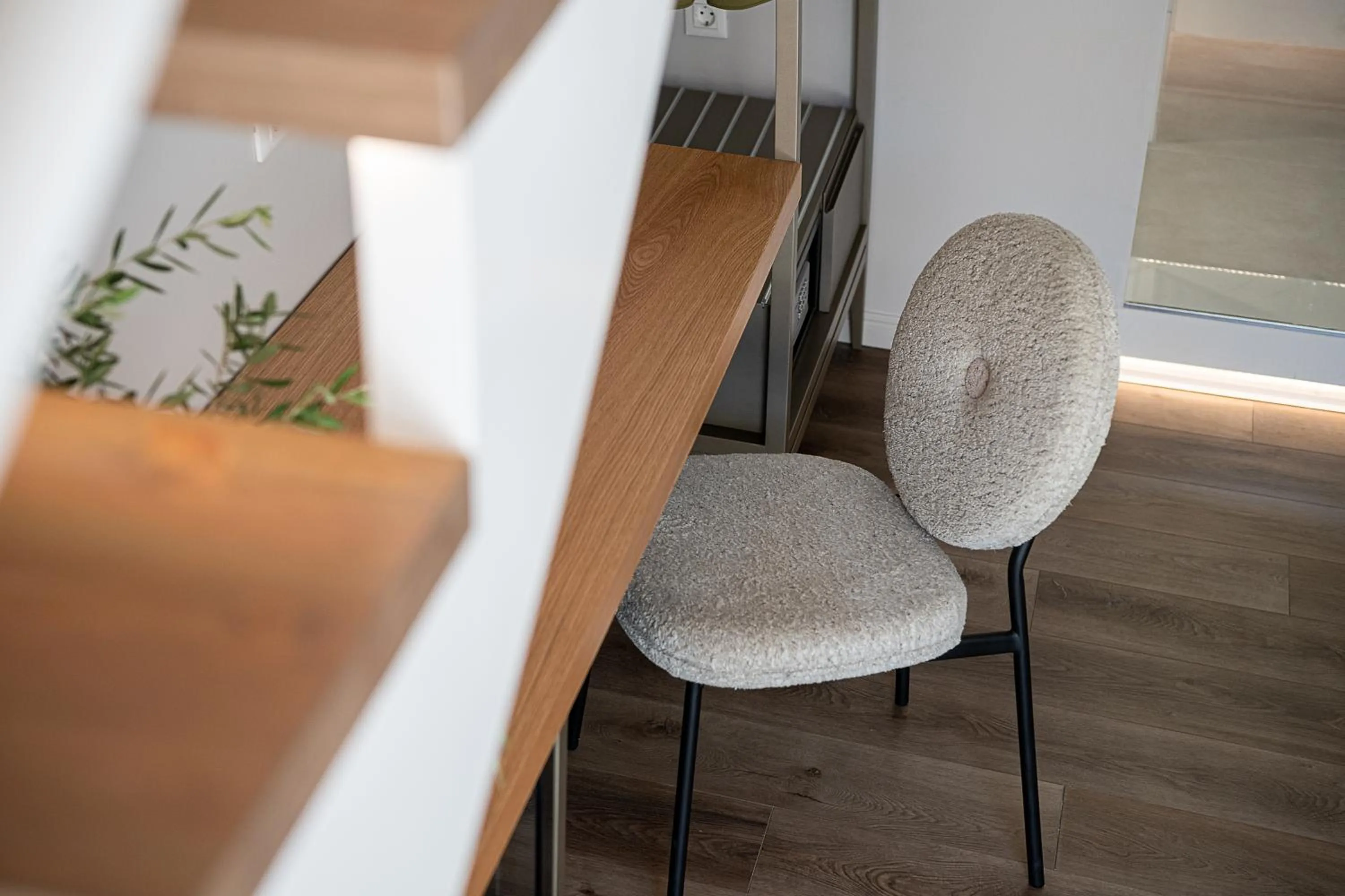 hair dresser in Elia Erato