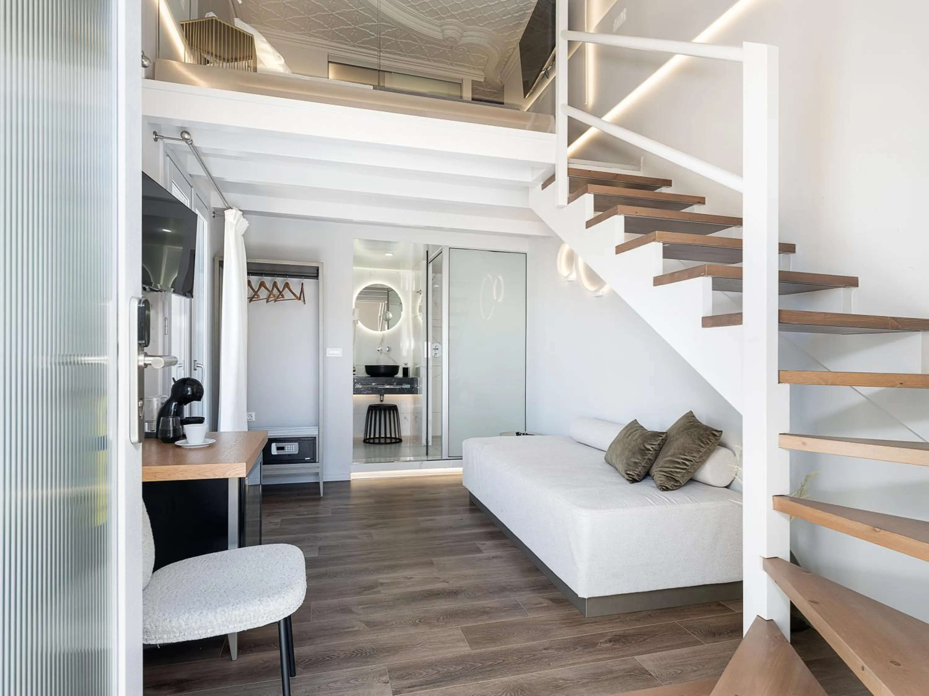 Living room in Elia Erato