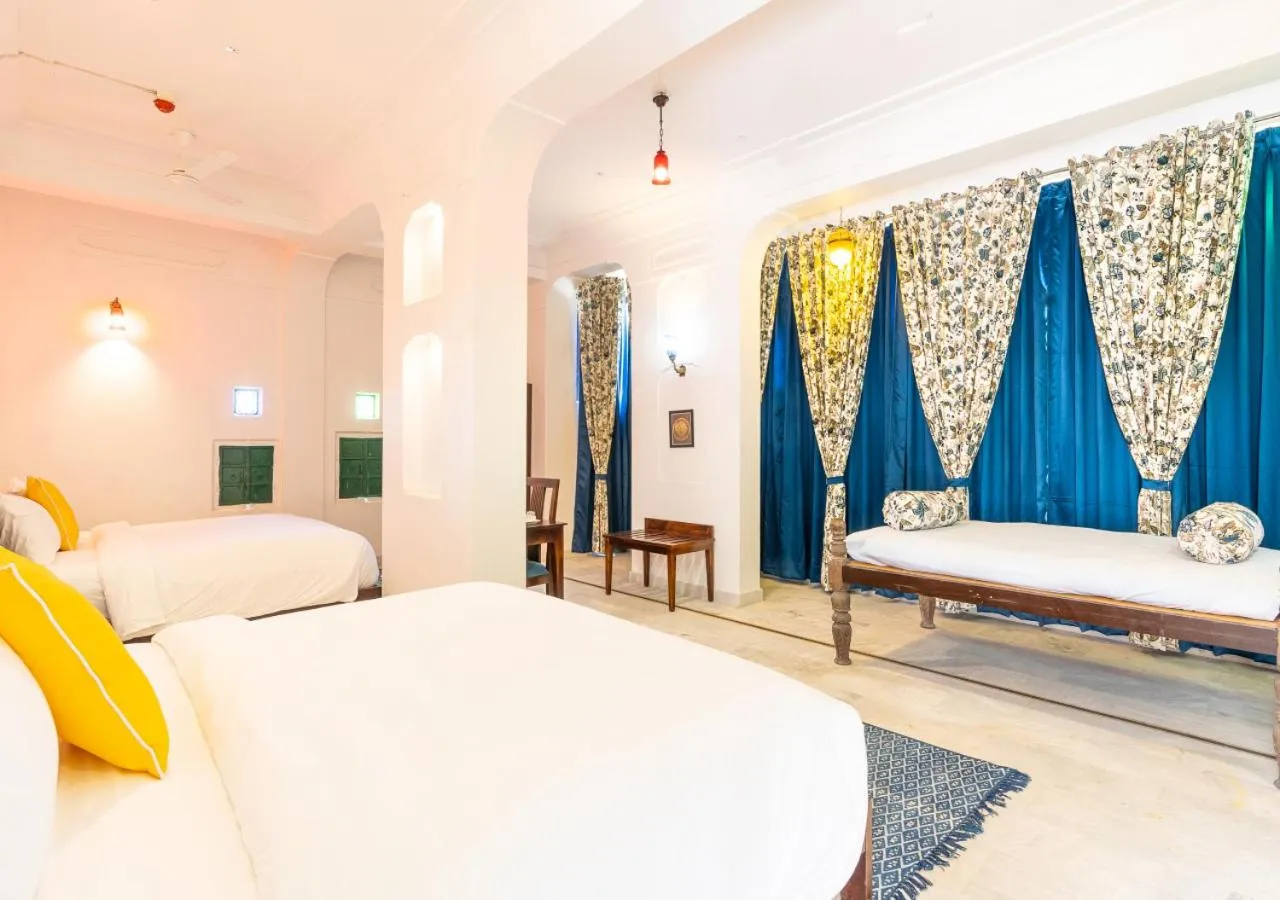Bedroom, Bed in Bloom Boutique l Chelon Haveli
