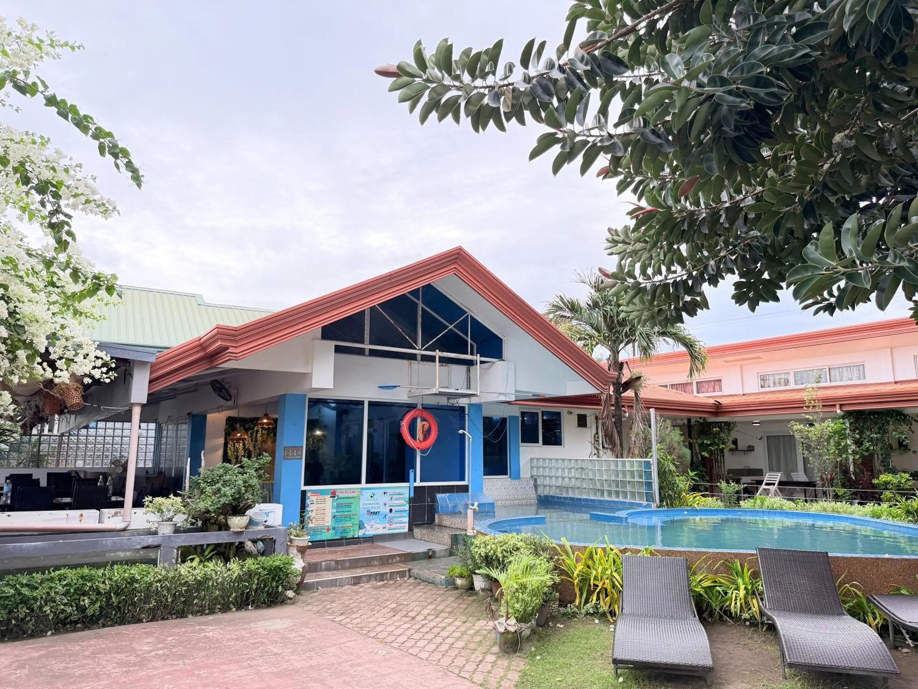 Property building in SEAVIEW BEACH RESORT