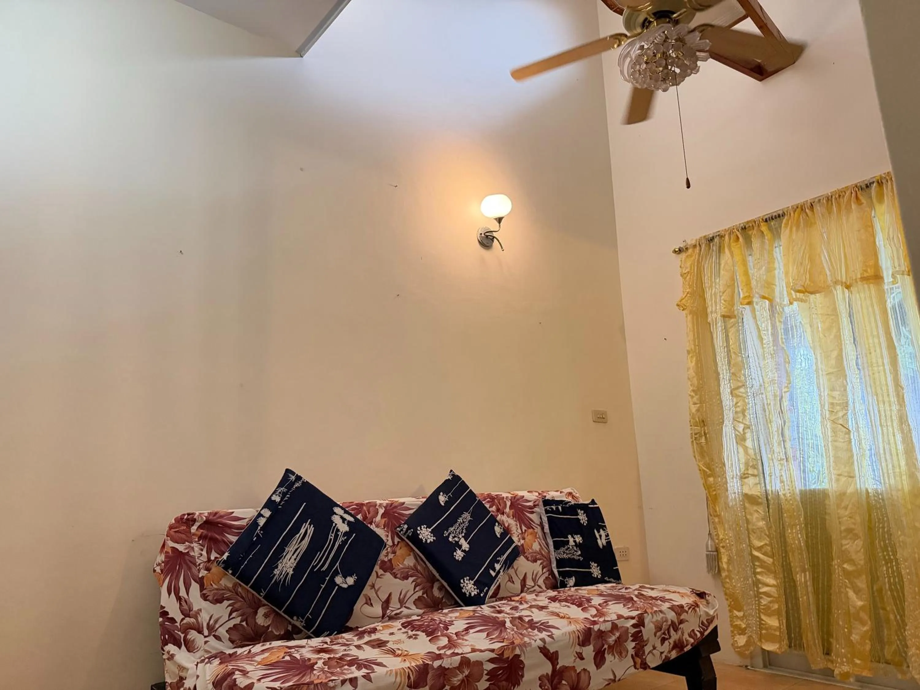 Seating area in SEAVIEW BEACH RESORT