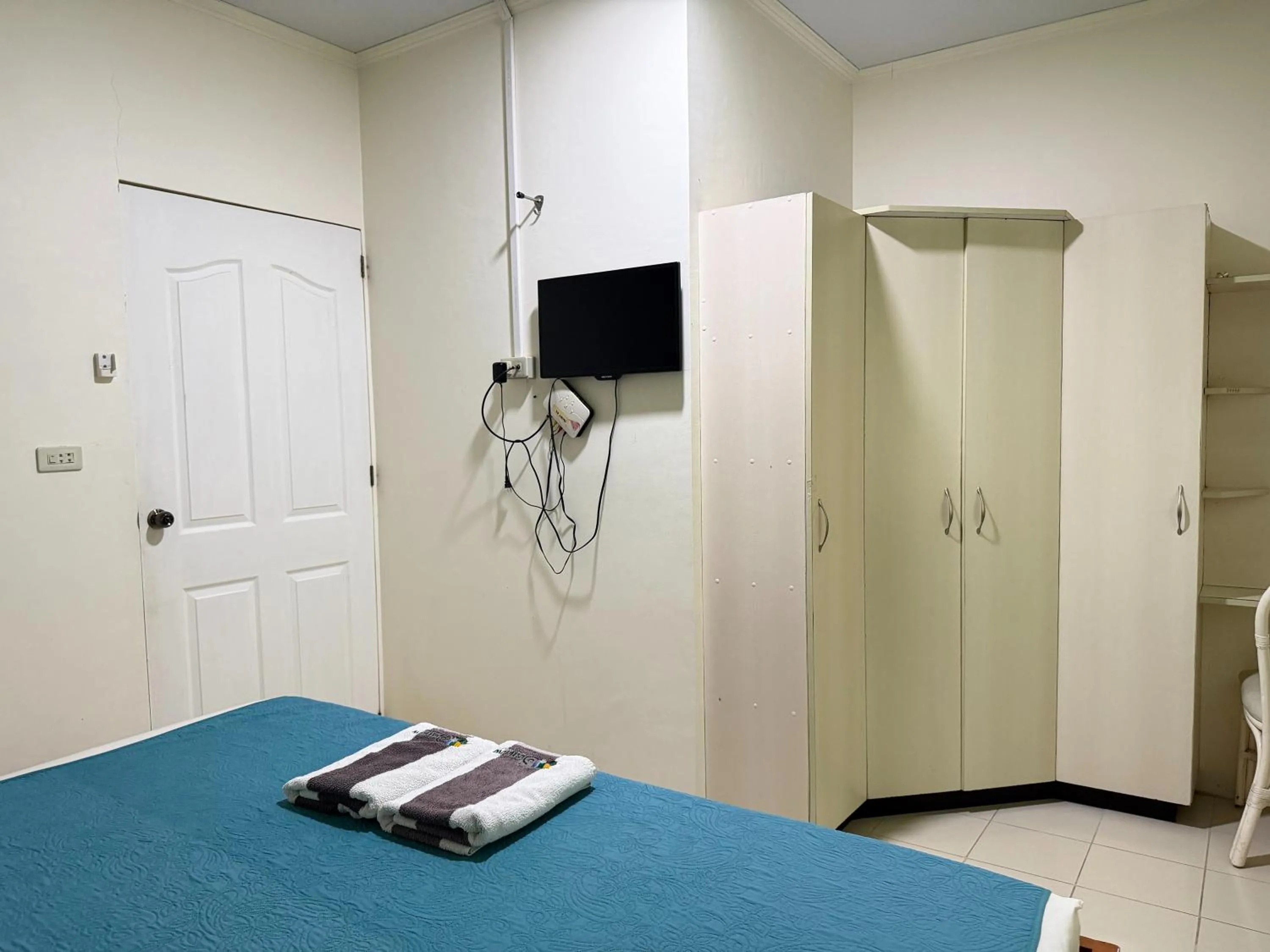 Bed in SEAVIEW BEACH RESORT