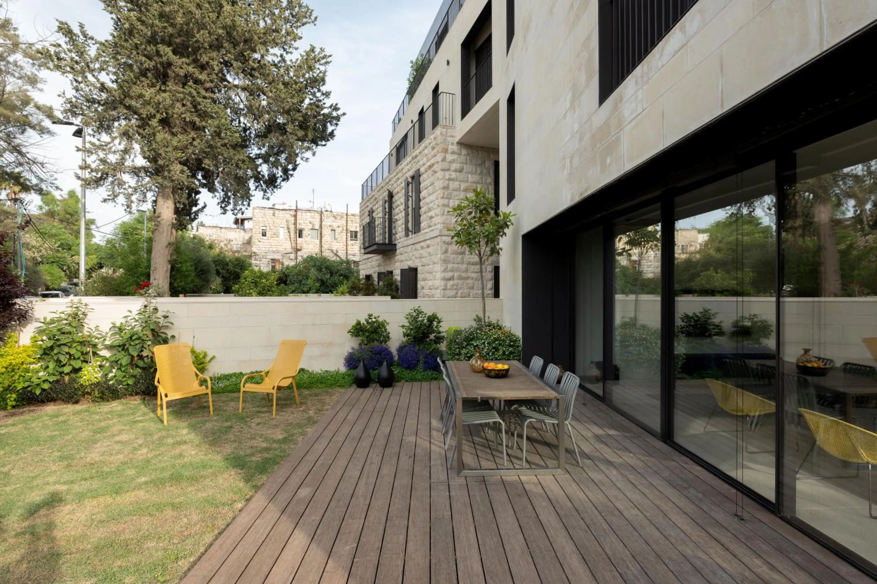 Property building in THE Y HOUSE