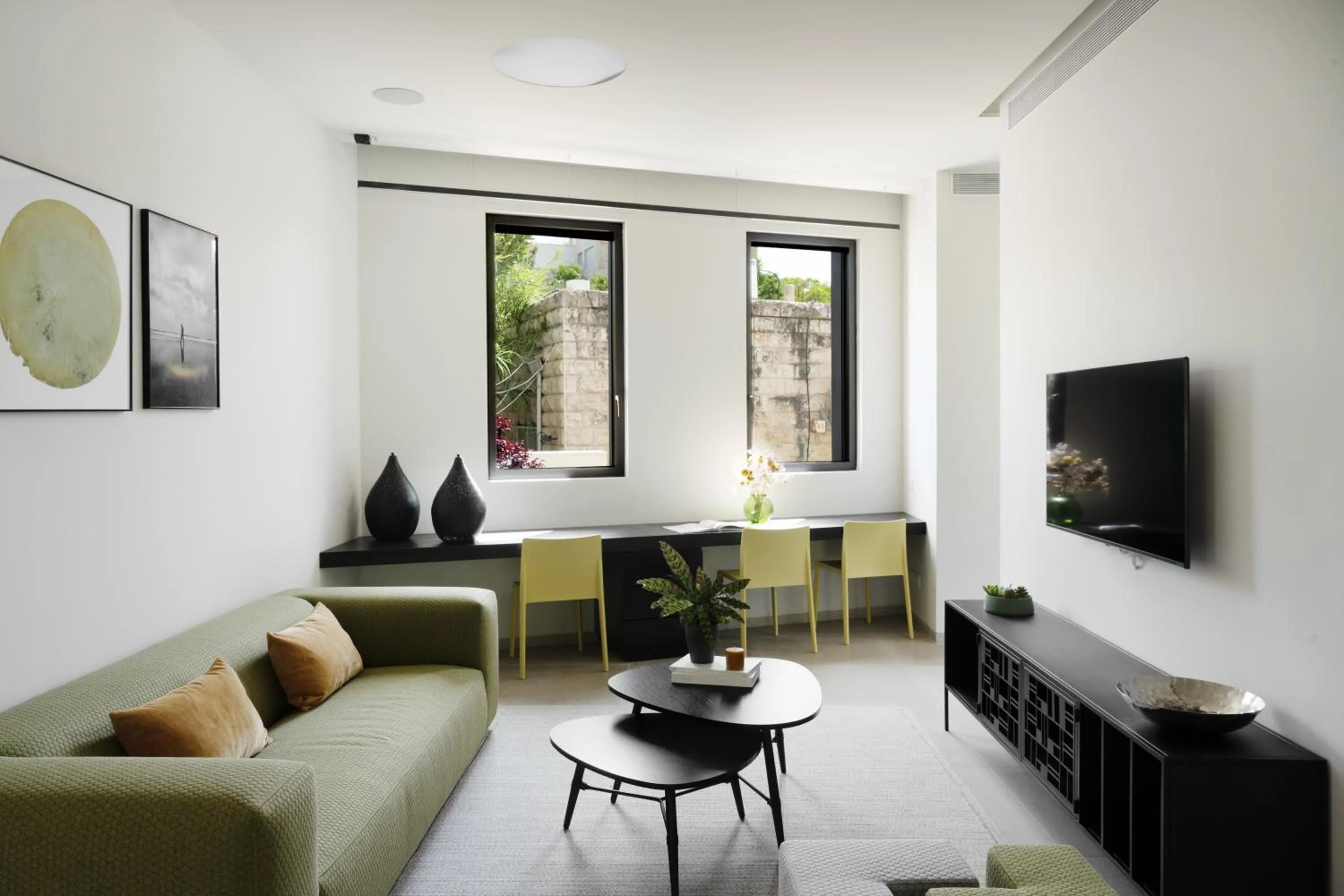 Communal lounge/ TV room in THE Y HOUSE