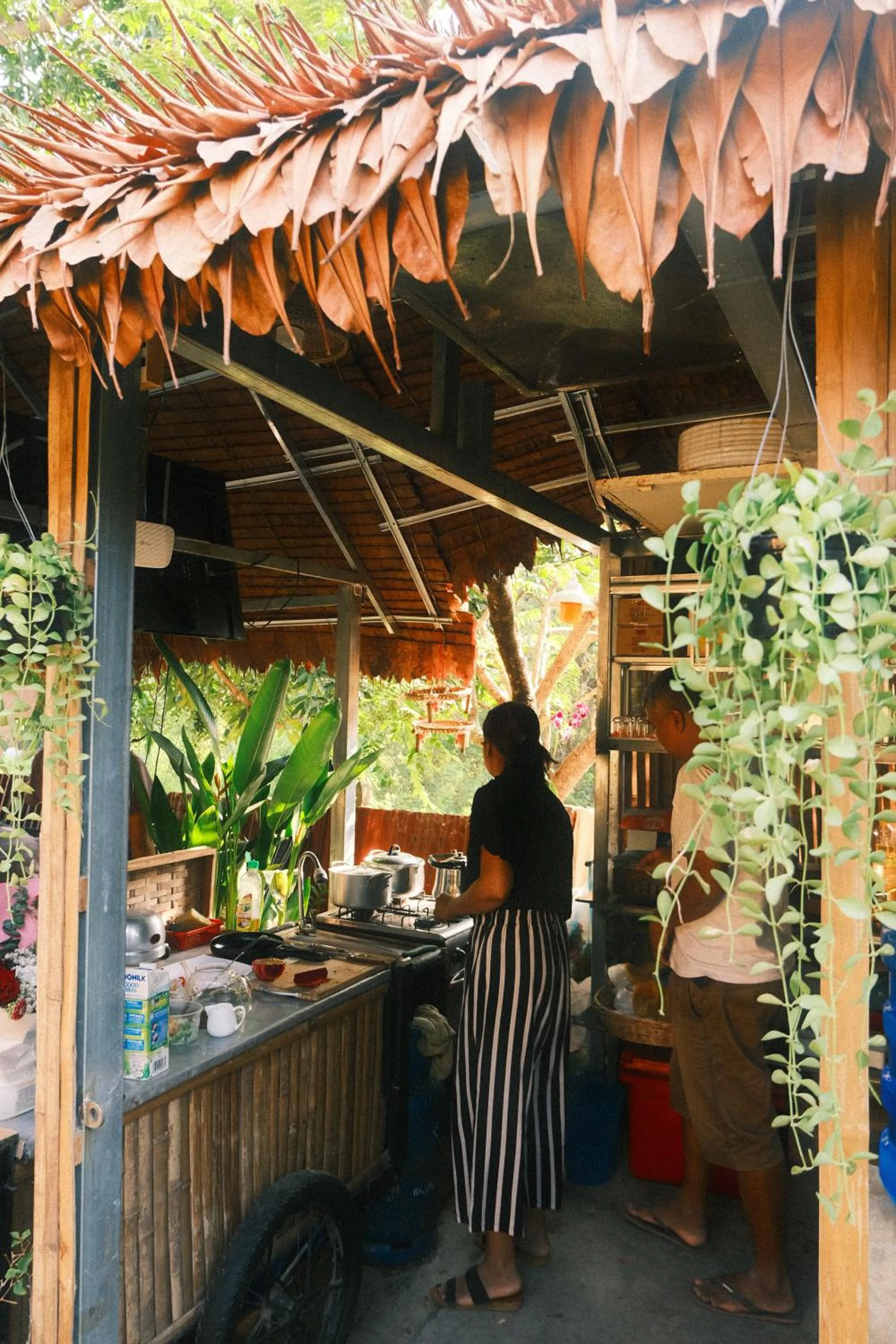 Kitchen or kitchenette in Siem Reap Homesteading II