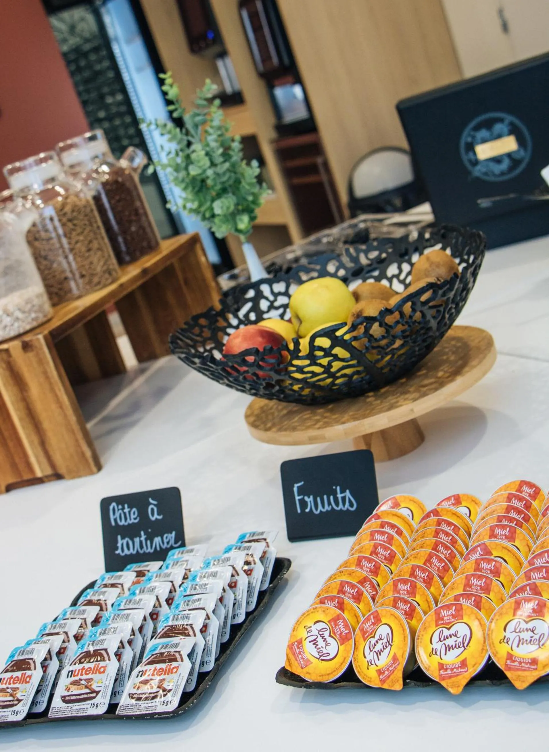 Food and drinks in Twenty Business Flats Lille - Bayard