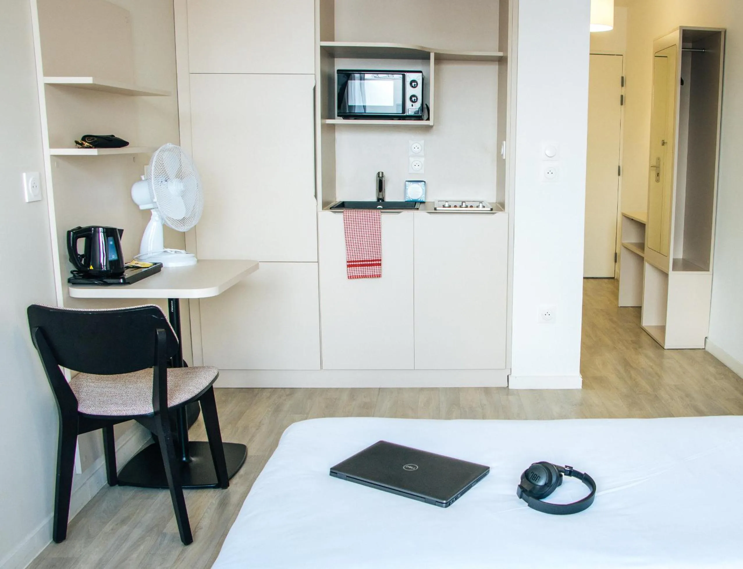 Bed in Twenty Business Flats Lille - Bayard