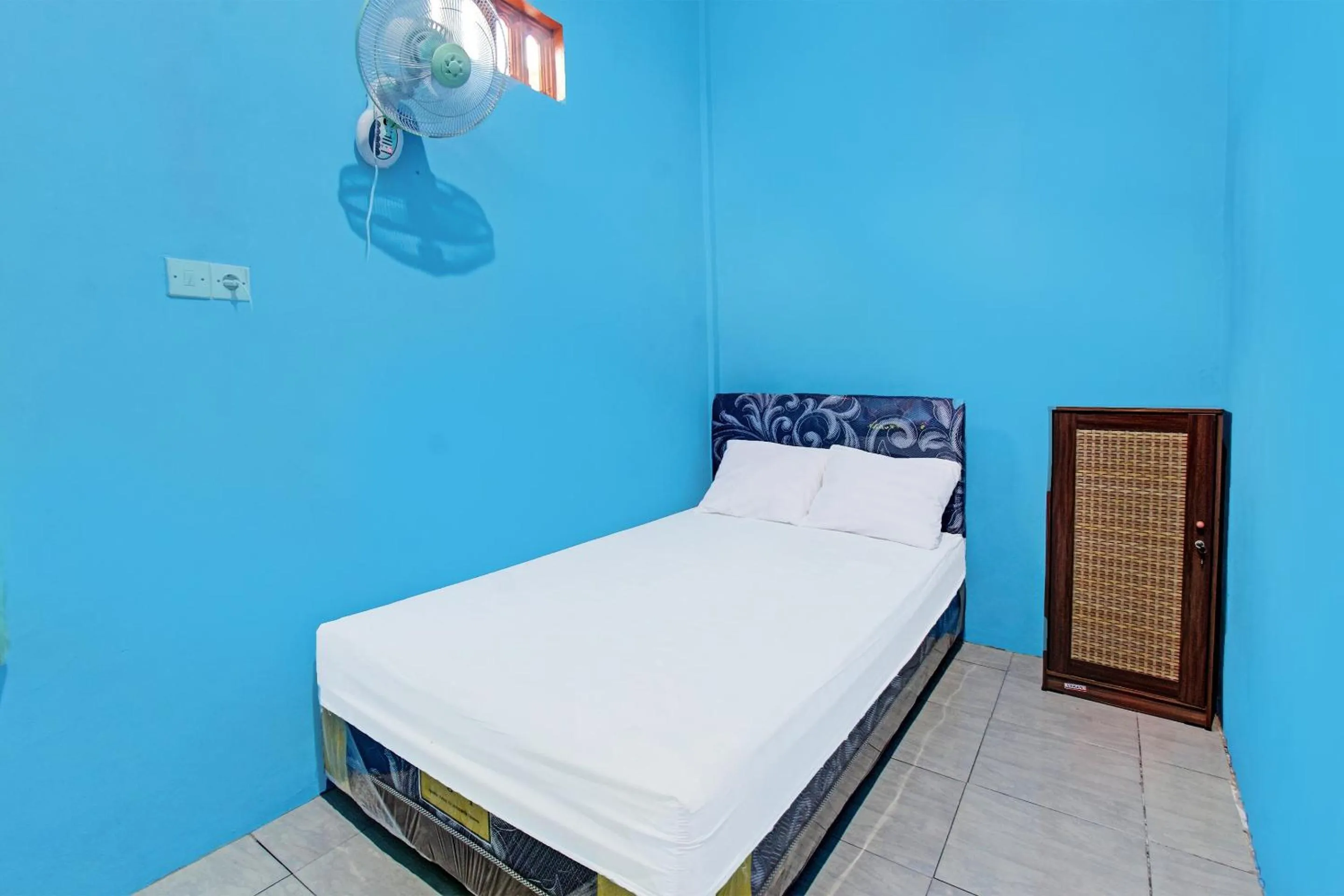 Bedroom, Bed in SPOT ON 91811 Rumah Inap Bunda Nurhayati