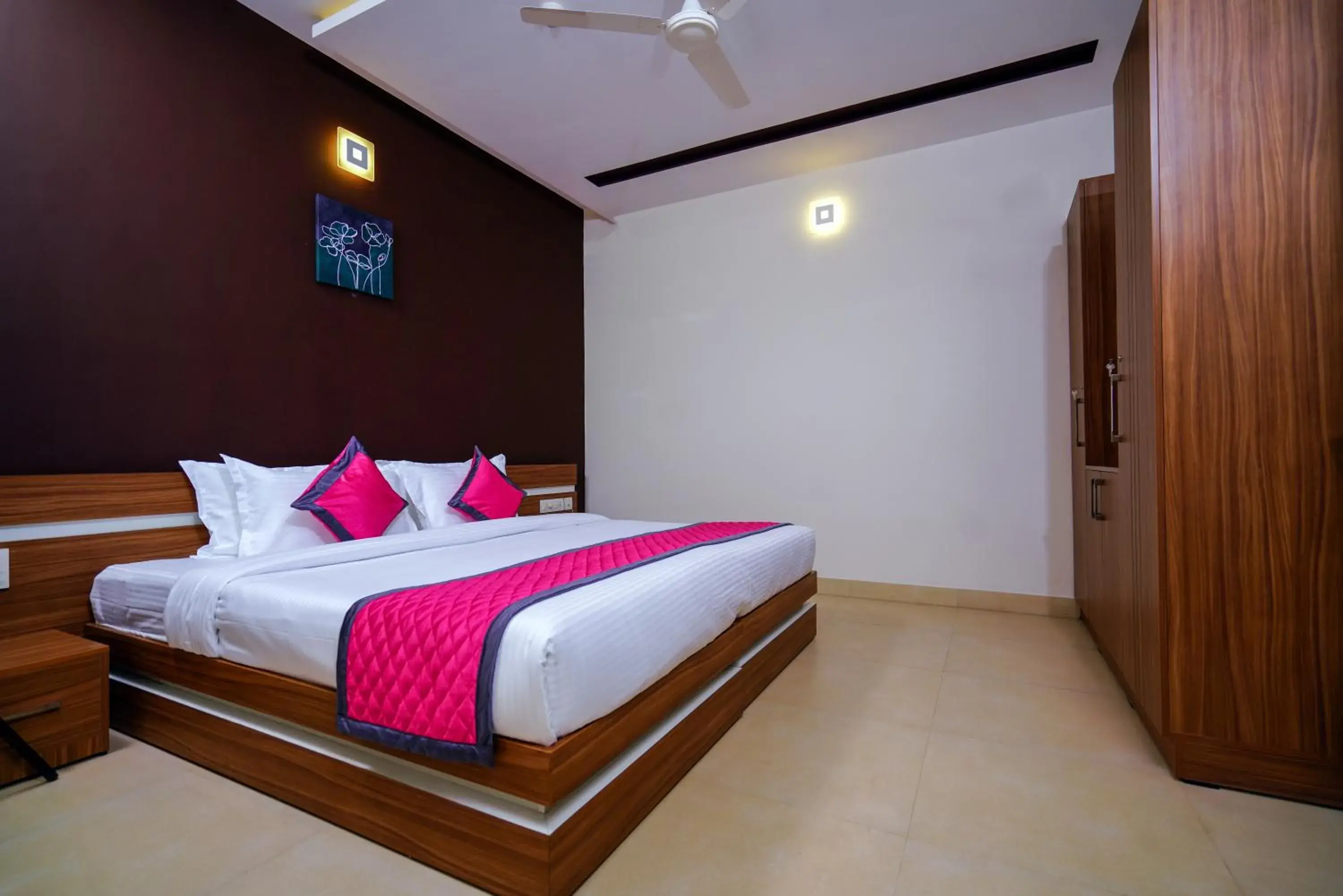 Deluxe Apart -1BHK in Lantern Apart Hotel Deluxe Apart -1BHK in Lantern Apart Hotel