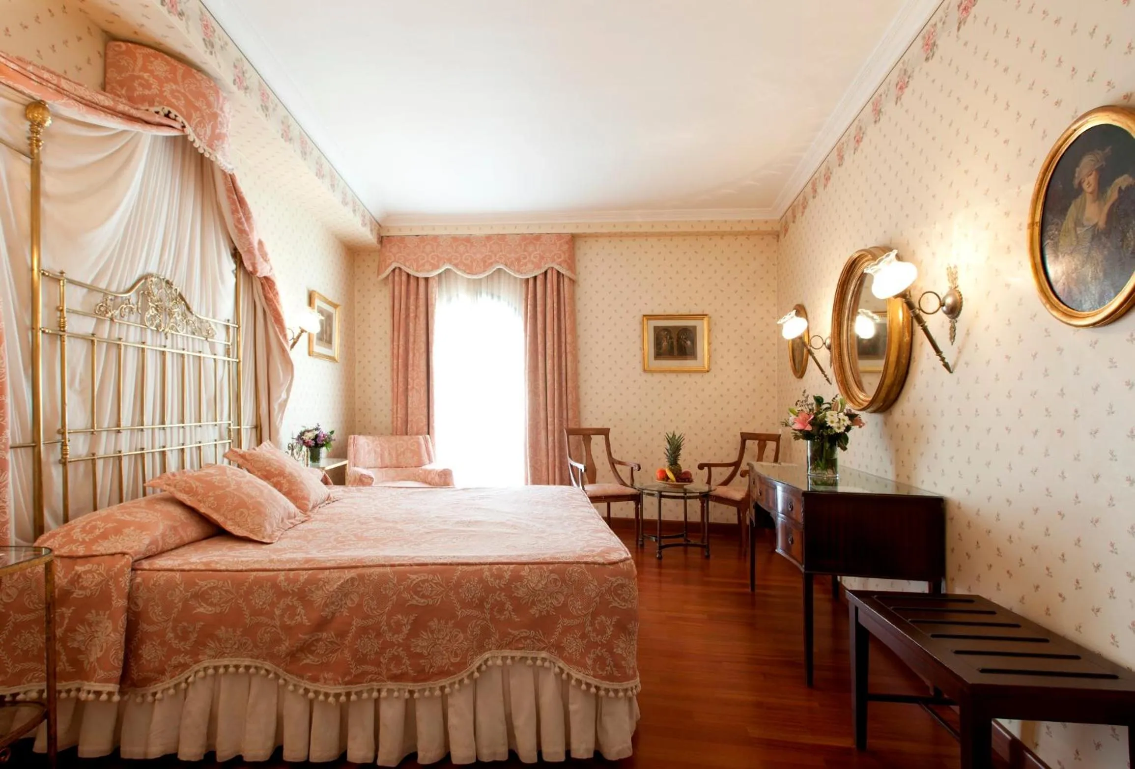 Photo of the whole room, Bed in Hotel Doña María