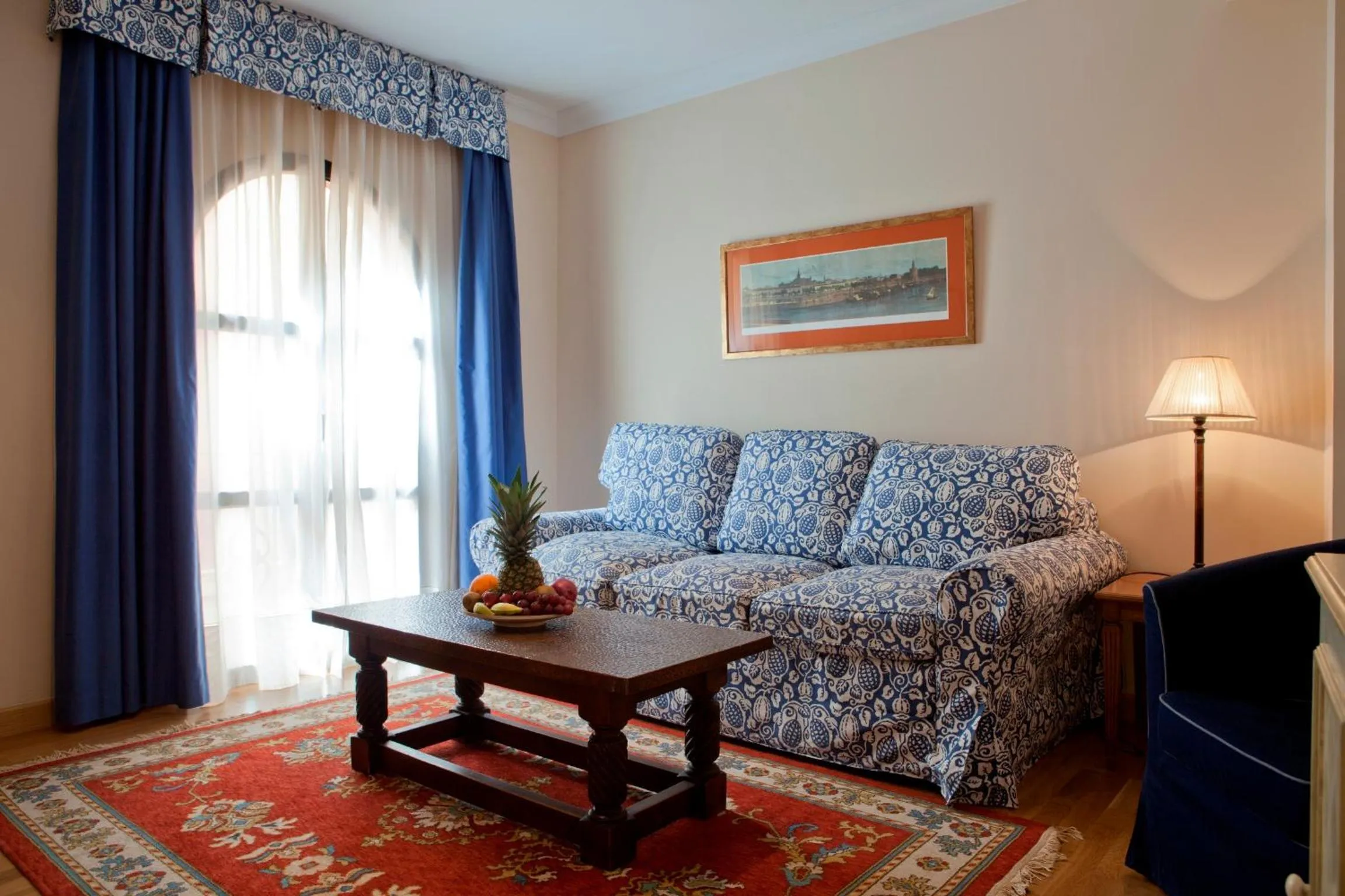 Seating area in Hotel Doña María