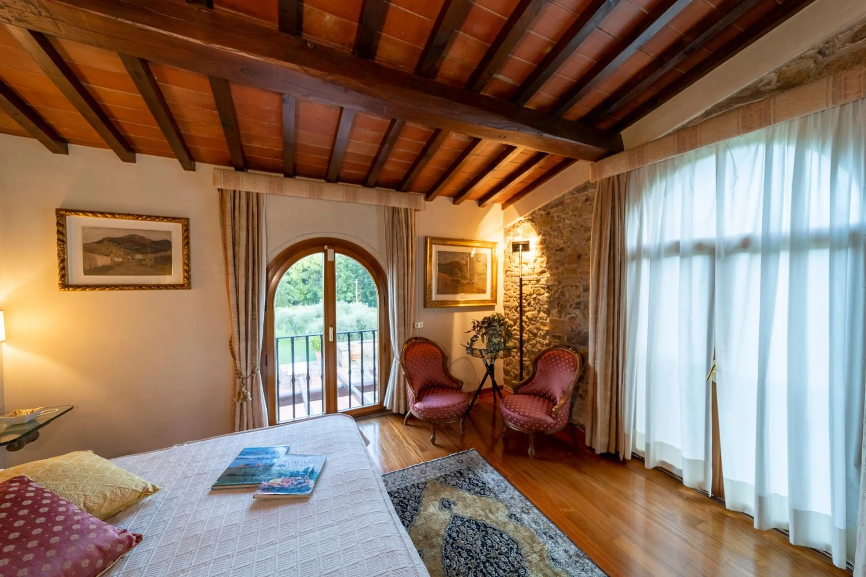Bedroom, Bed in Tenuta le Viste - panoramic Villa