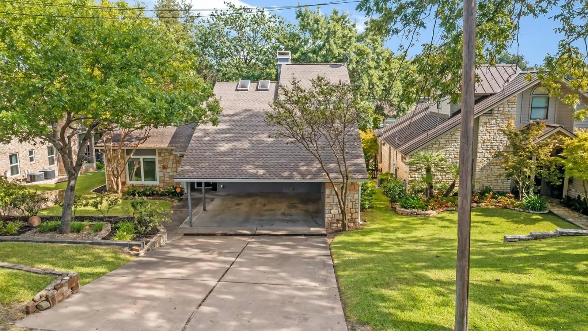 Waterfront House with Amazing Outdoor Oasis Boat Slip and Pet Friendly