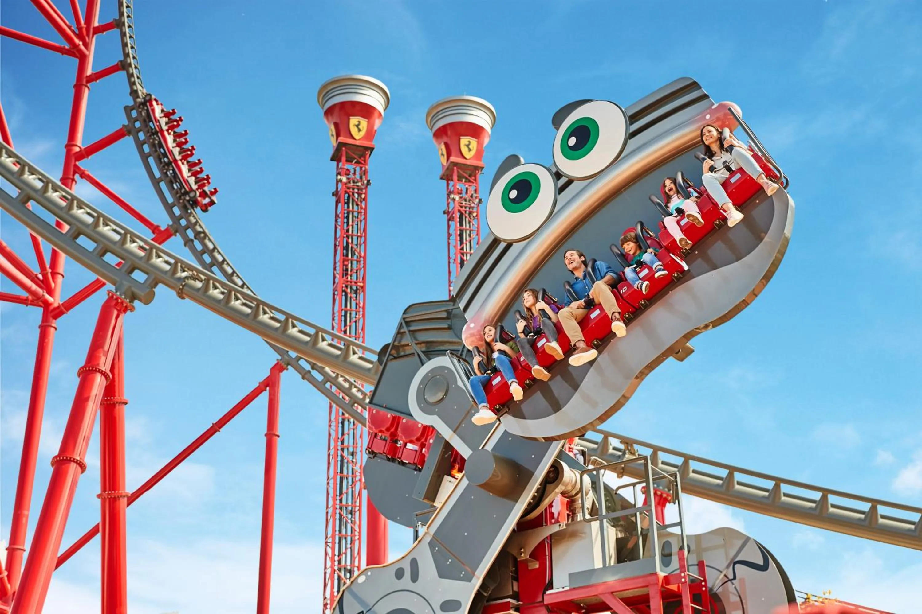 Entertainment in Ponient Pirámide Salou by PortAventura World
