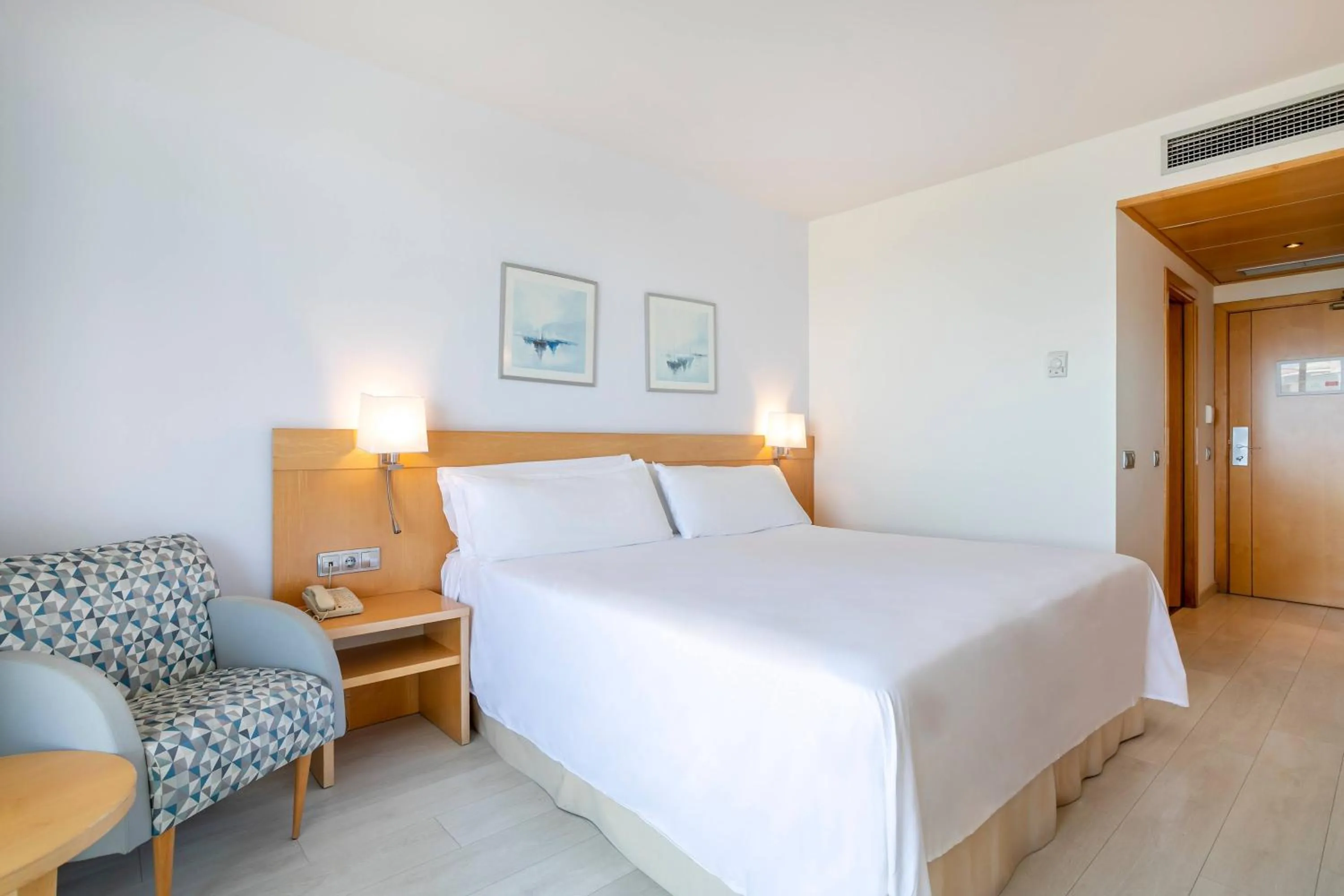 Property building, Bed in SOL Port Cambrils