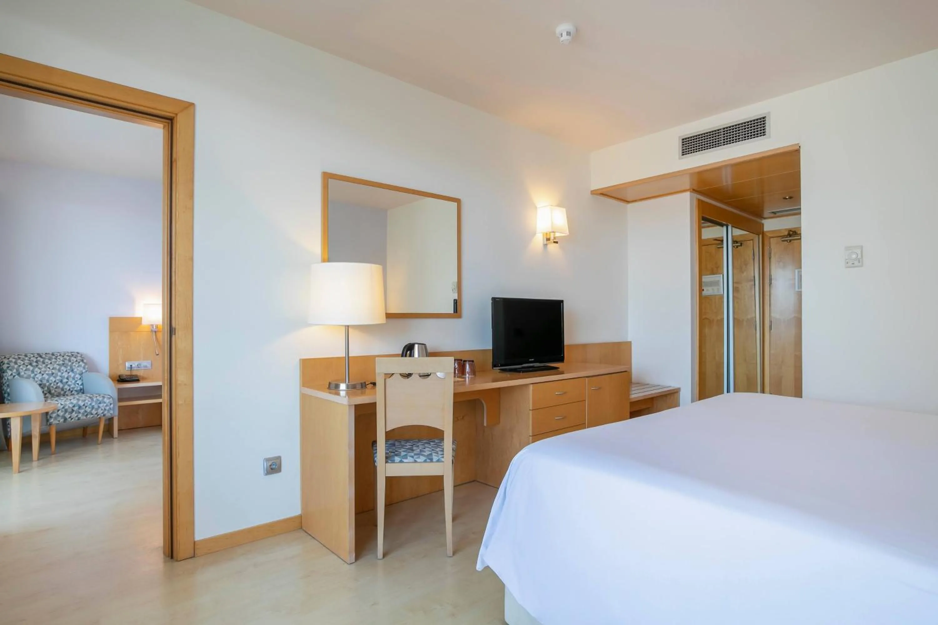 Property building, Bed in SOL Port Cambrils
