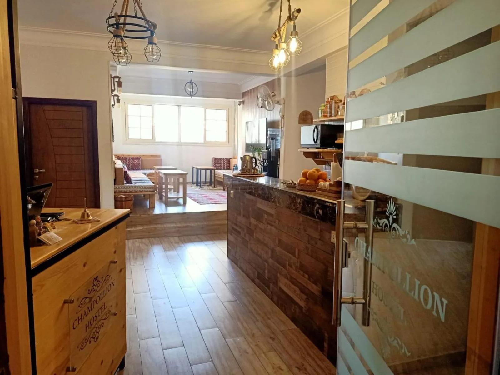 Facade/entrance in Champollion Hostel