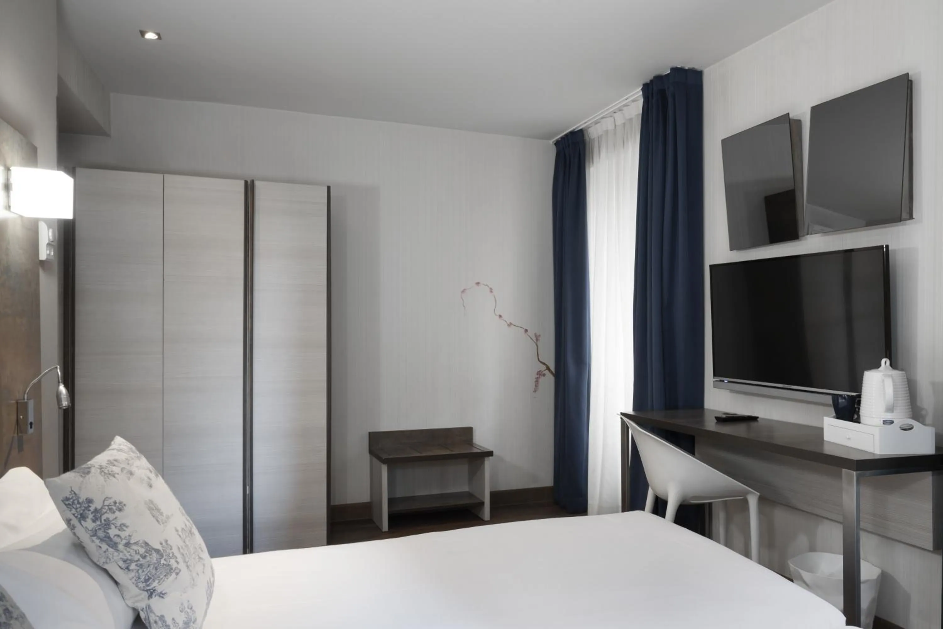 Bedroom, Bed in Petit Palace Posada del Peine