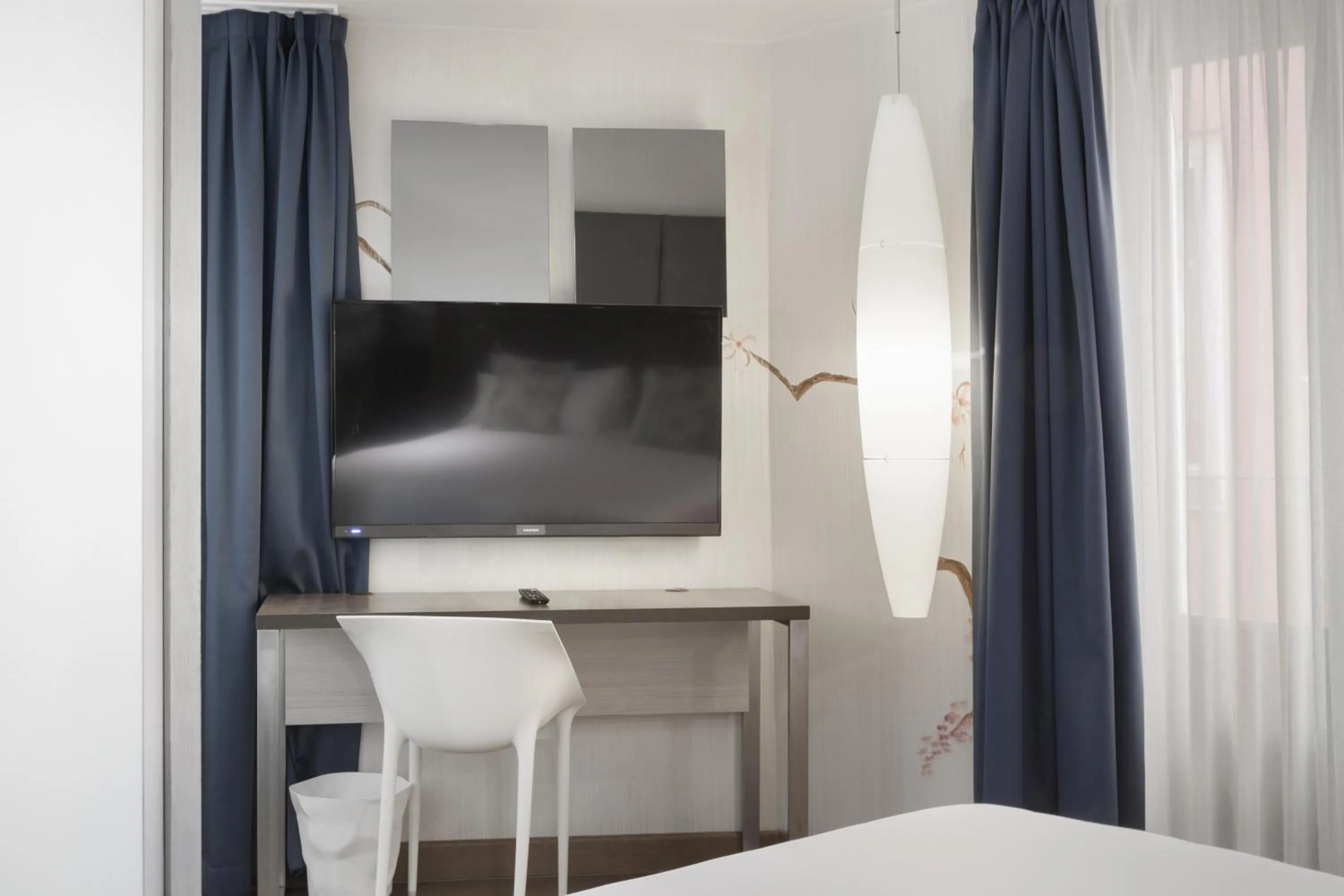 Bedroom, Bed in Petit Palace Posada del Peine