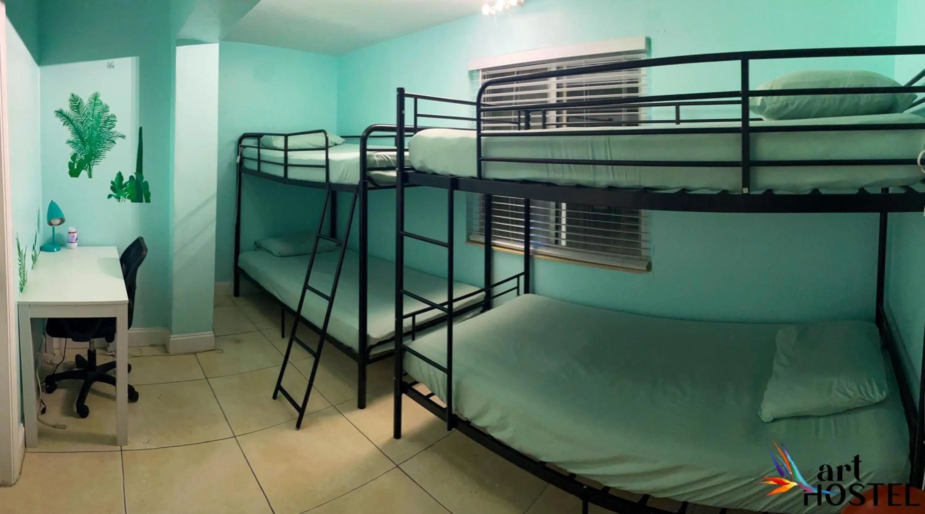 Bedroom, Bed in Summer Gardens