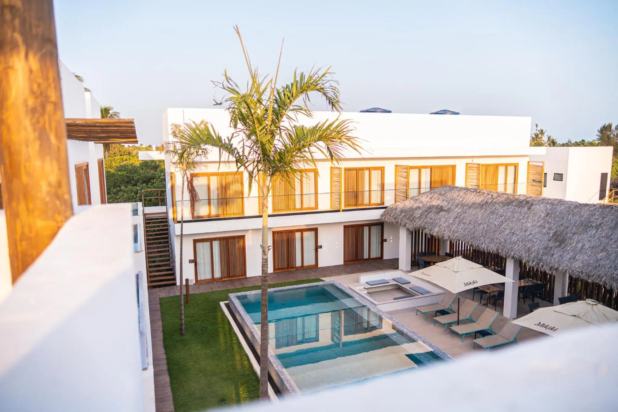 Day in Mikiki Lifestyle Hotel