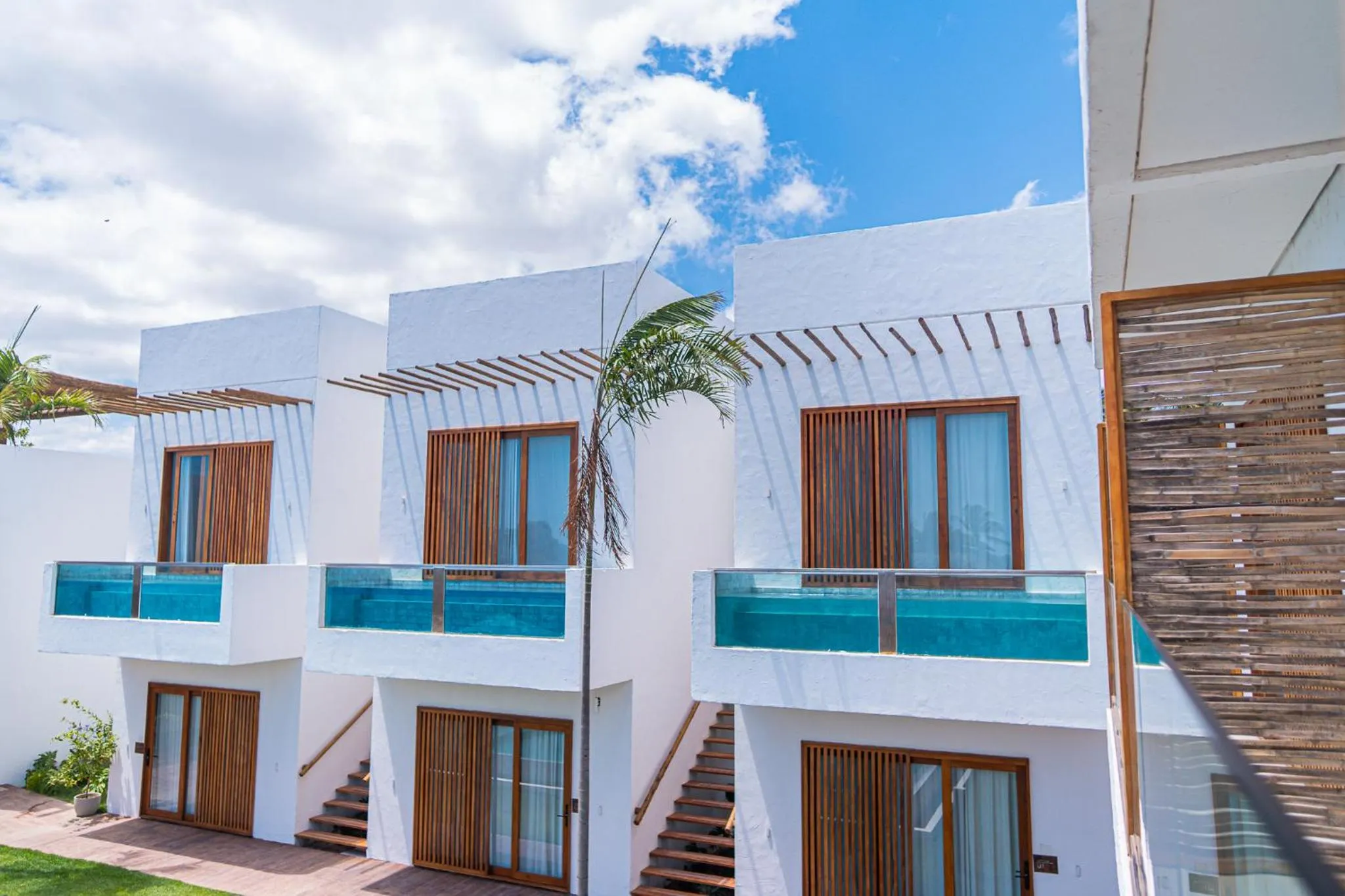 Property building in Mikiki Lifestyle Hotel