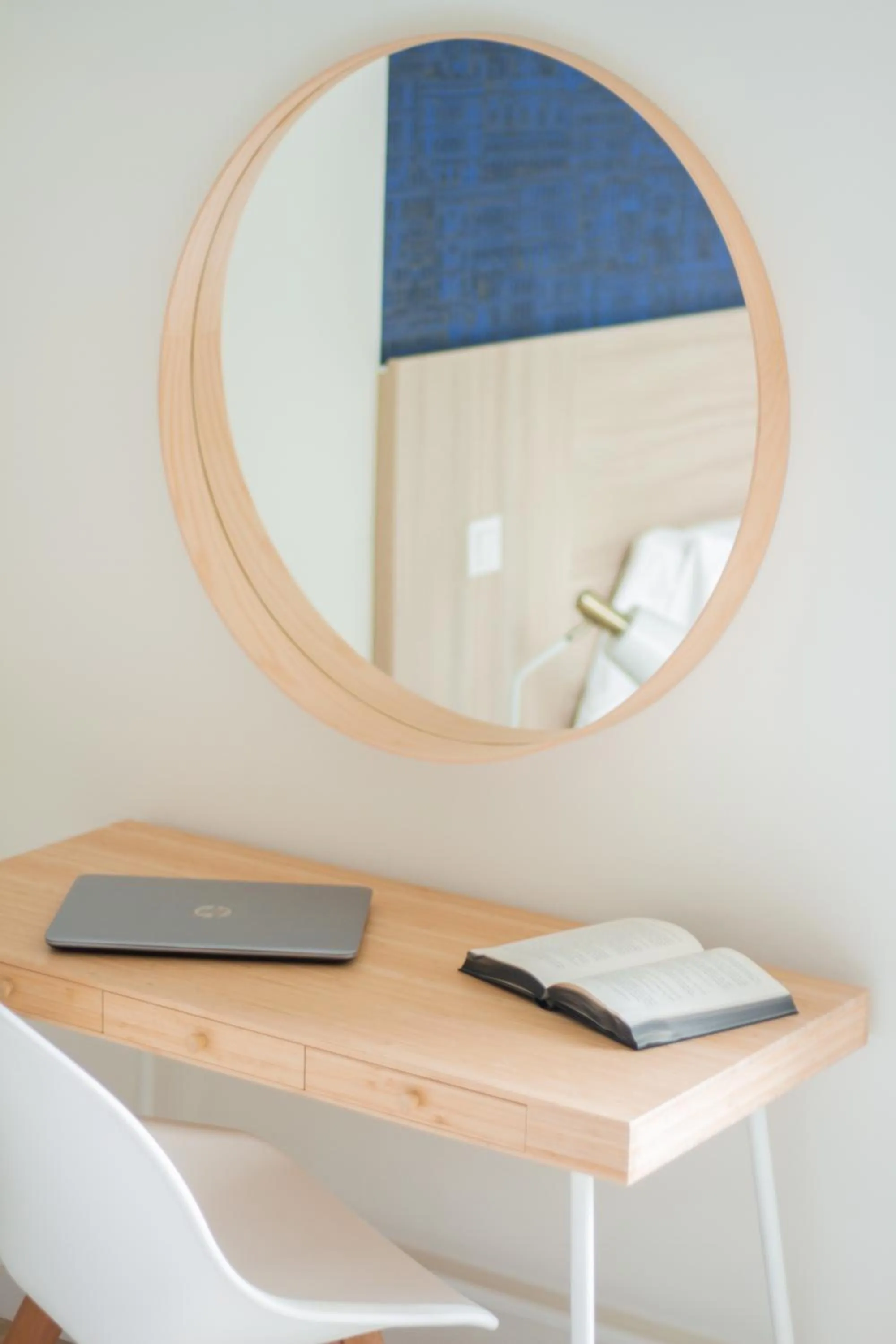 Decorative detail in room Select Porto Suites