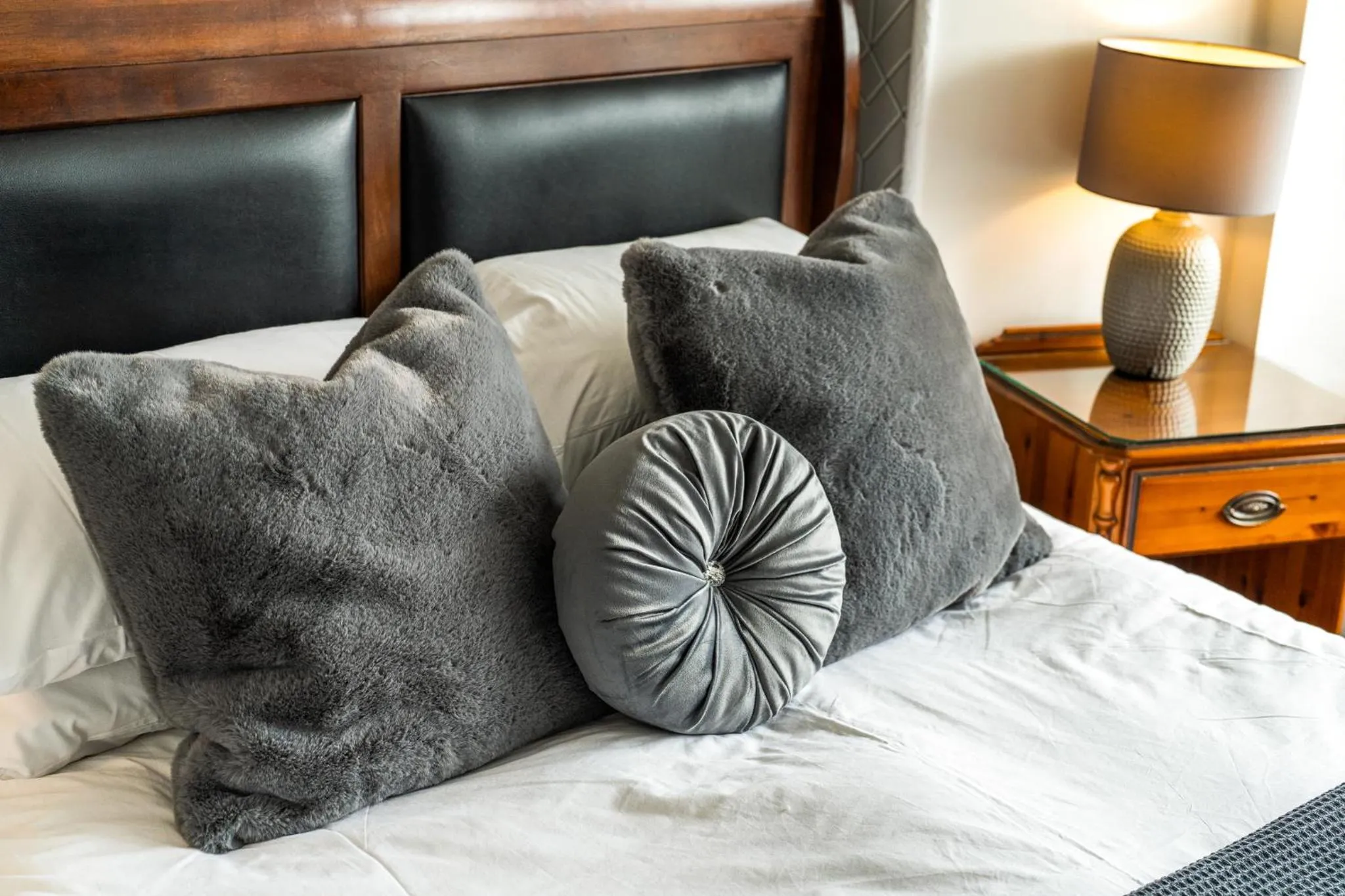 Bedroom, Bed in The Berry Boutique