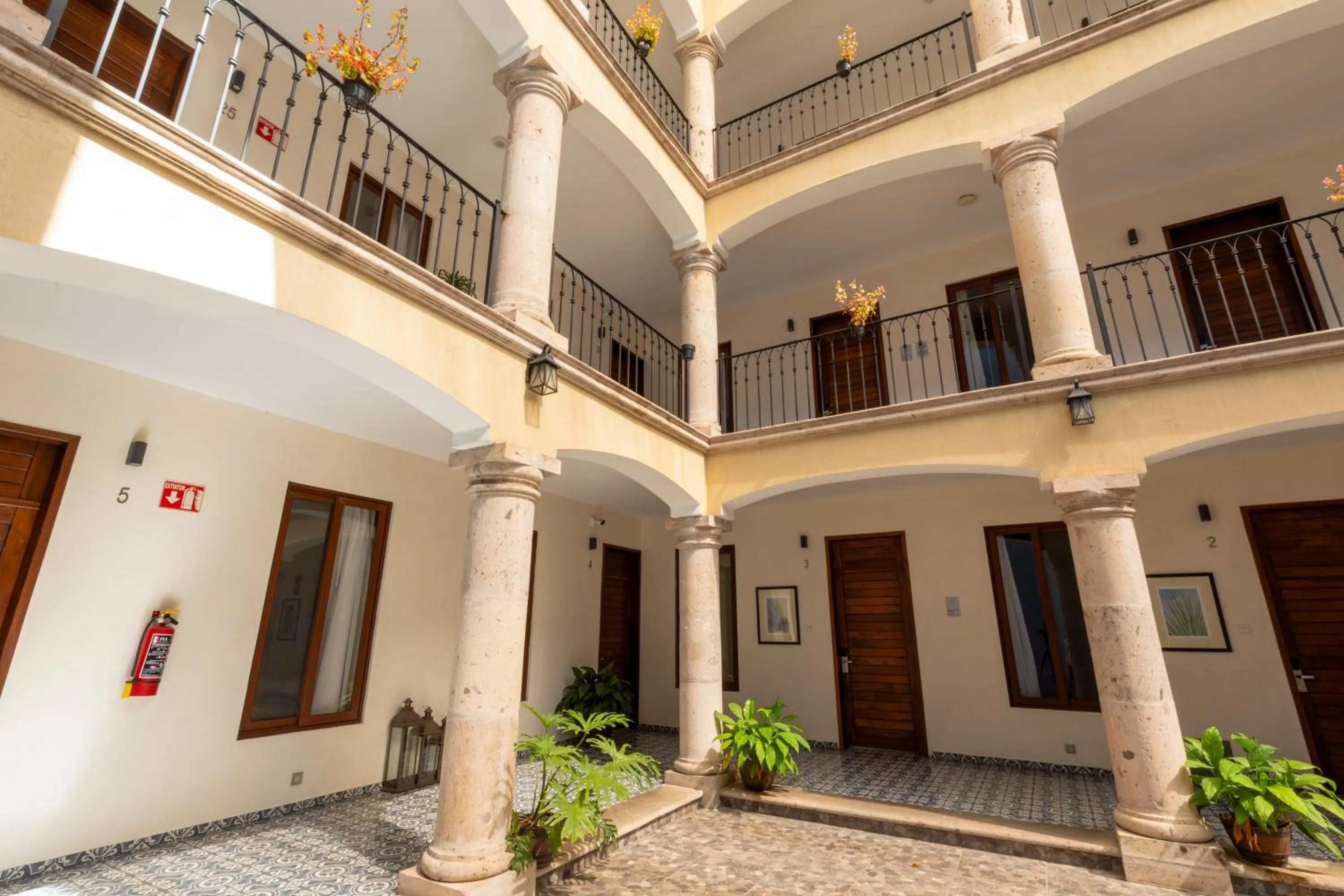 Property building in Casona 1530