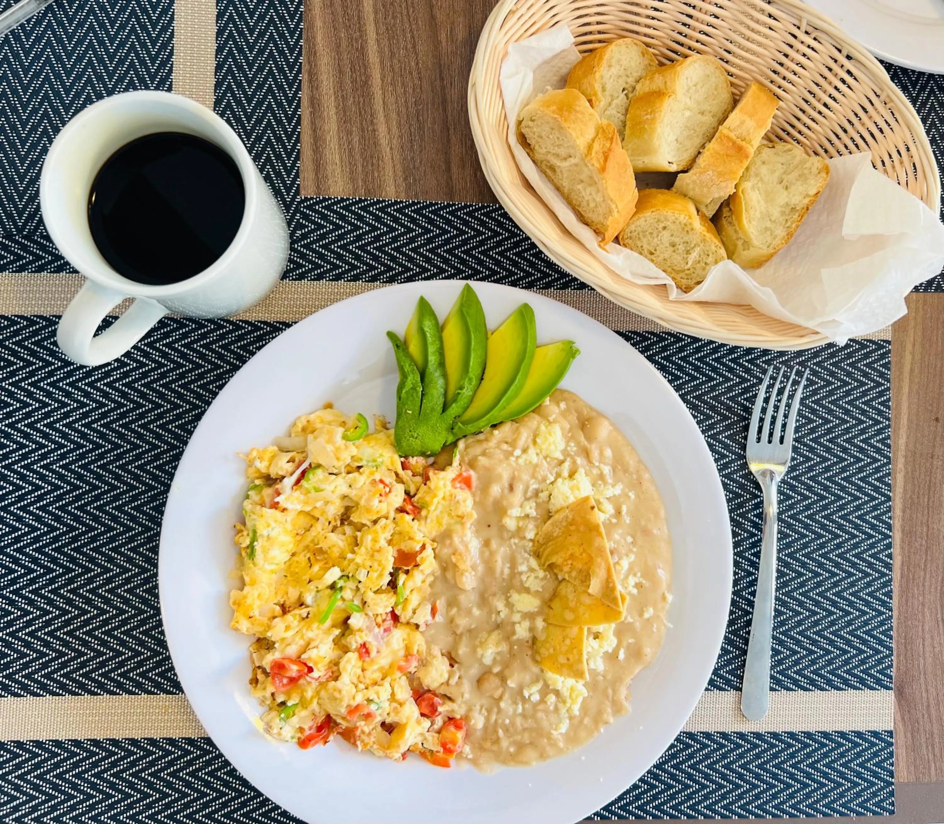 Restaurant/places to eat in Casona 1530