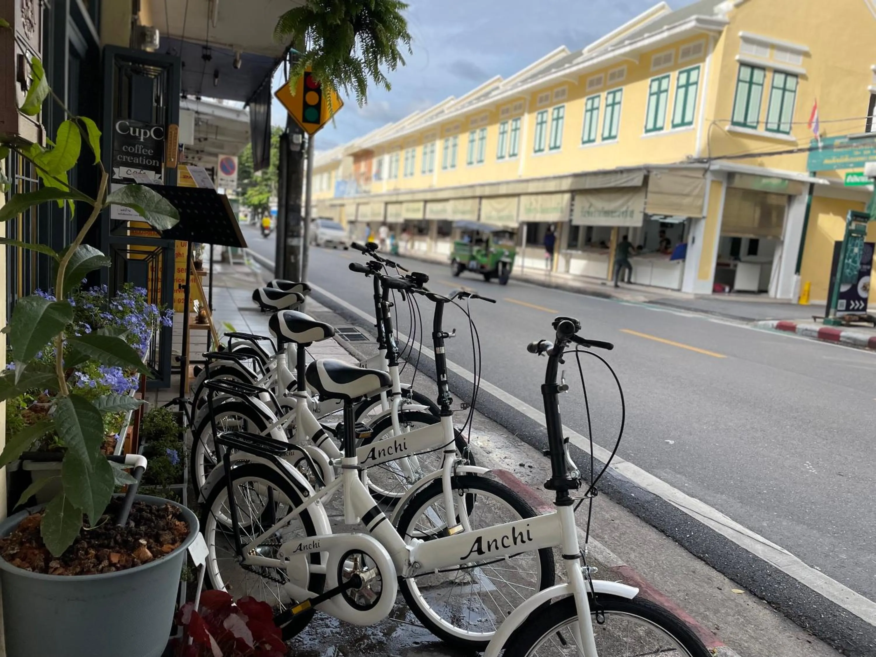 City view in Central Old Town Cottage