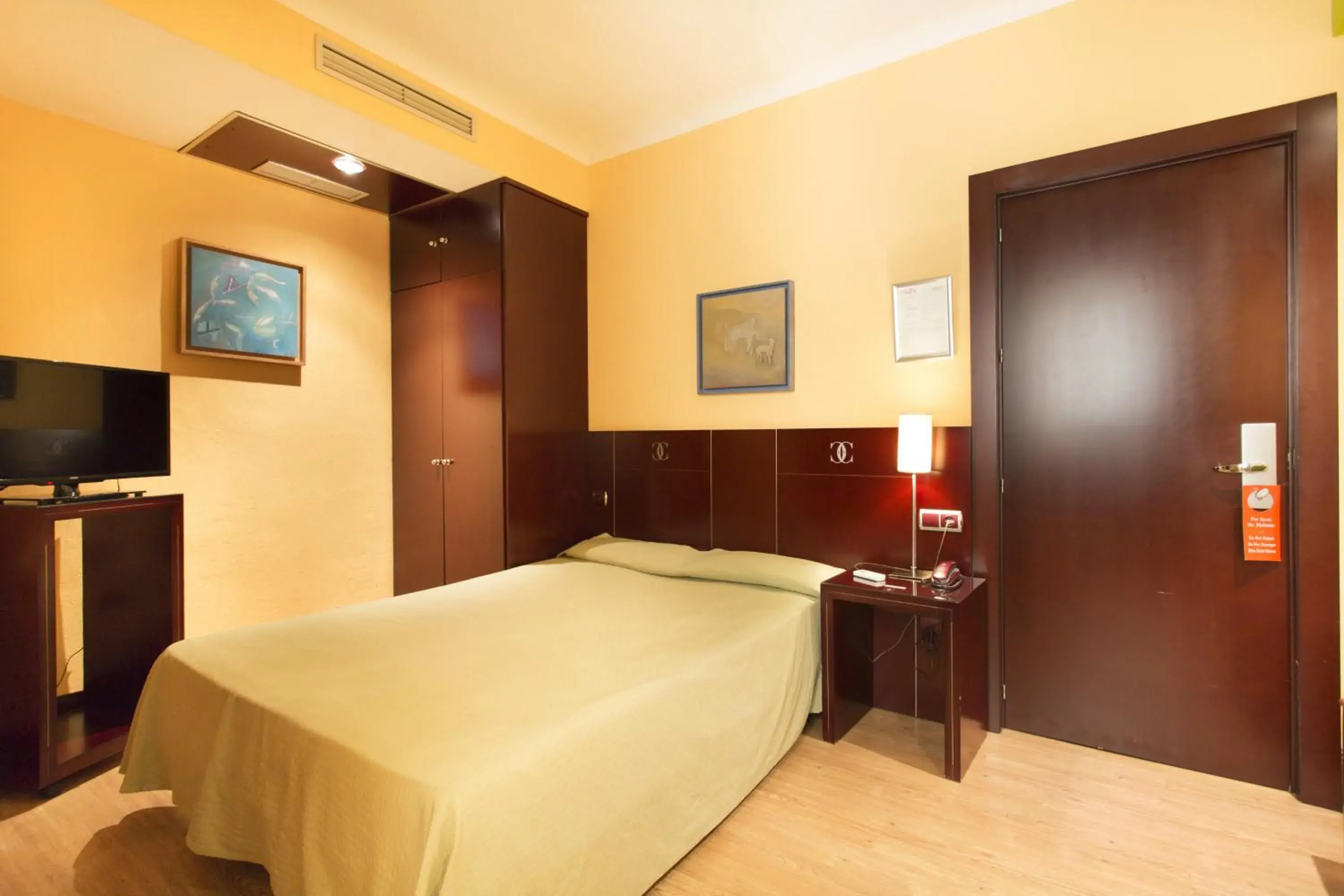 Single Room in Hotel Carlos V Single Room in Hotel Carlos V