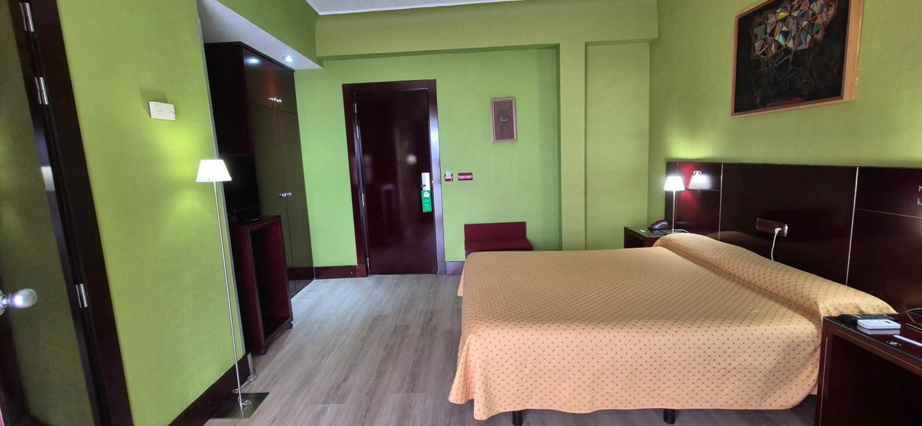 Bed in Hotel Carlos V