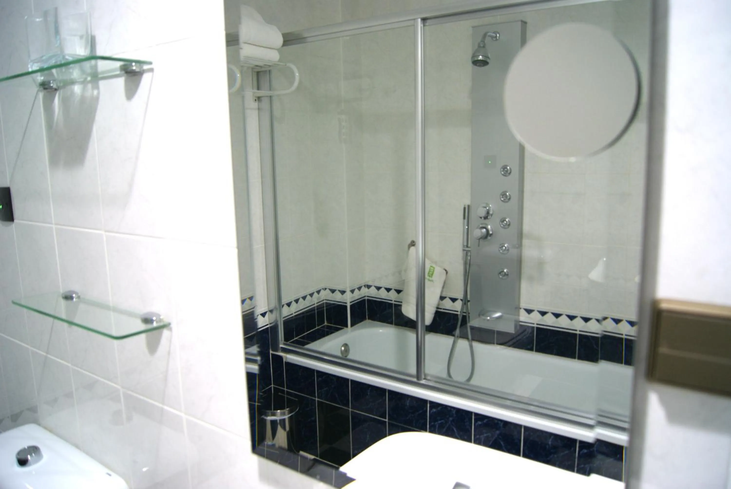 Bathroom in Hotel Molinos