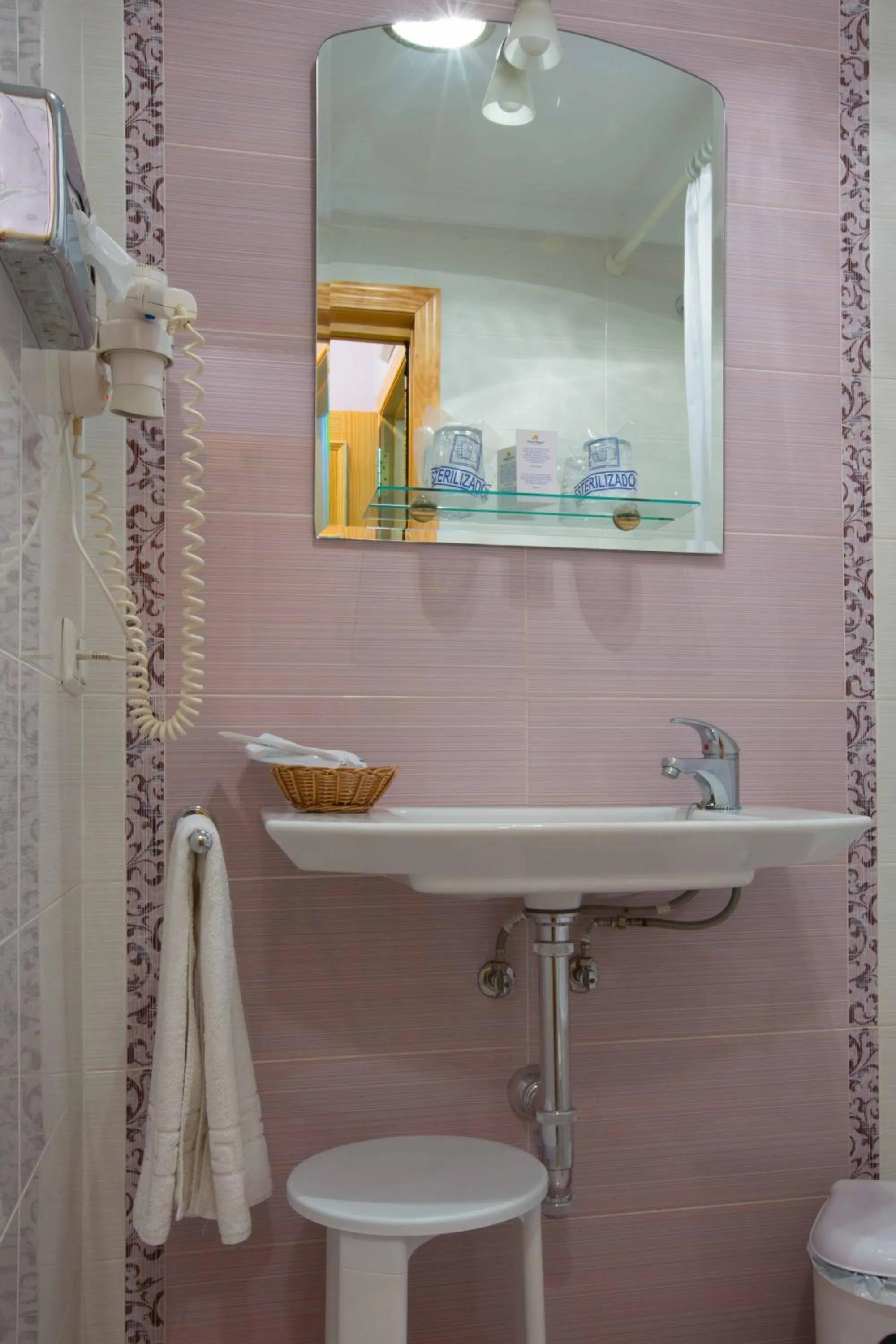 Bathroom in Hotel Miraya Beach