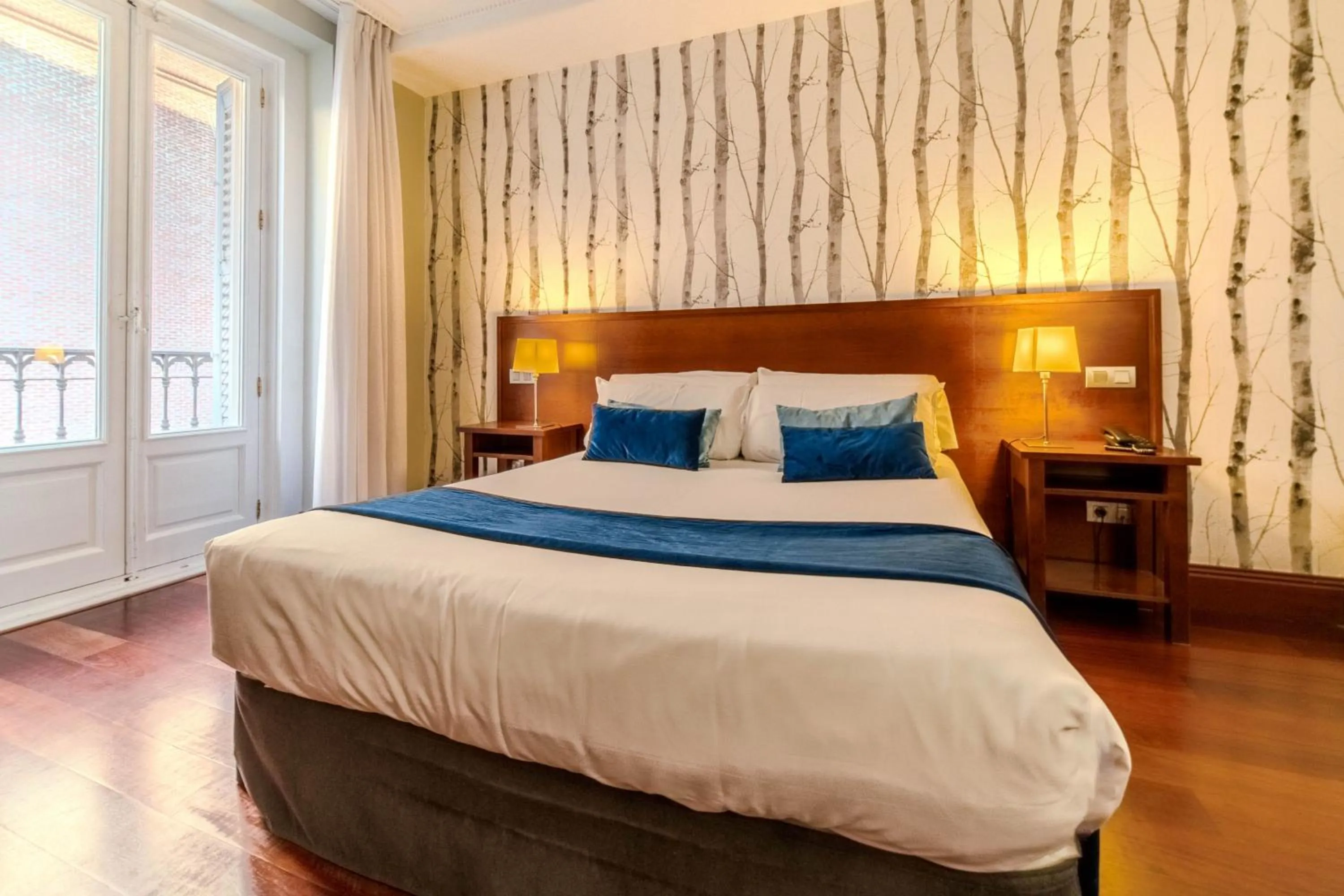 Photo of the whole room, Bed in ITC Infantas by Soho Boutique