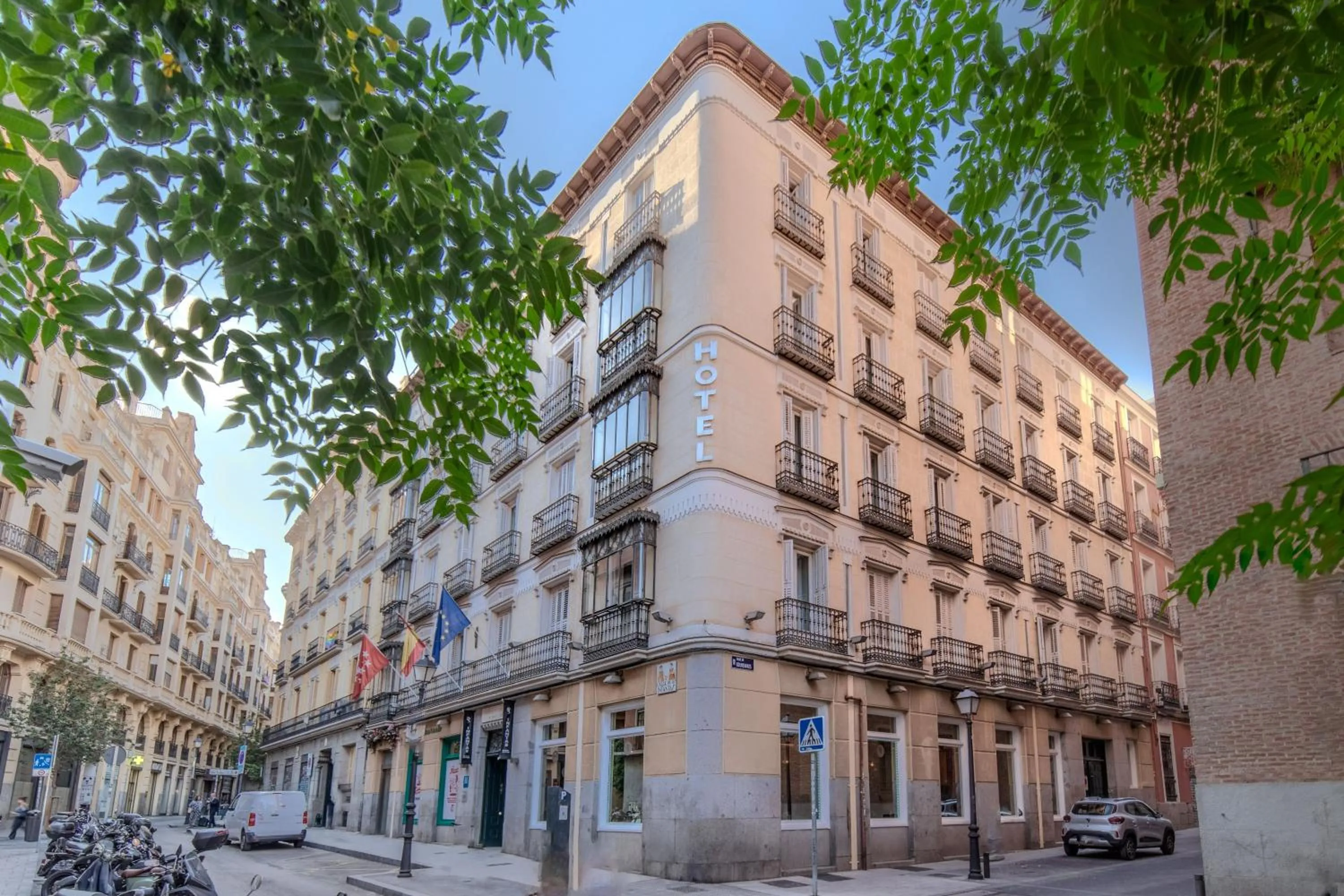 Facade/entrance in ITC Infantas by Soho Boutique