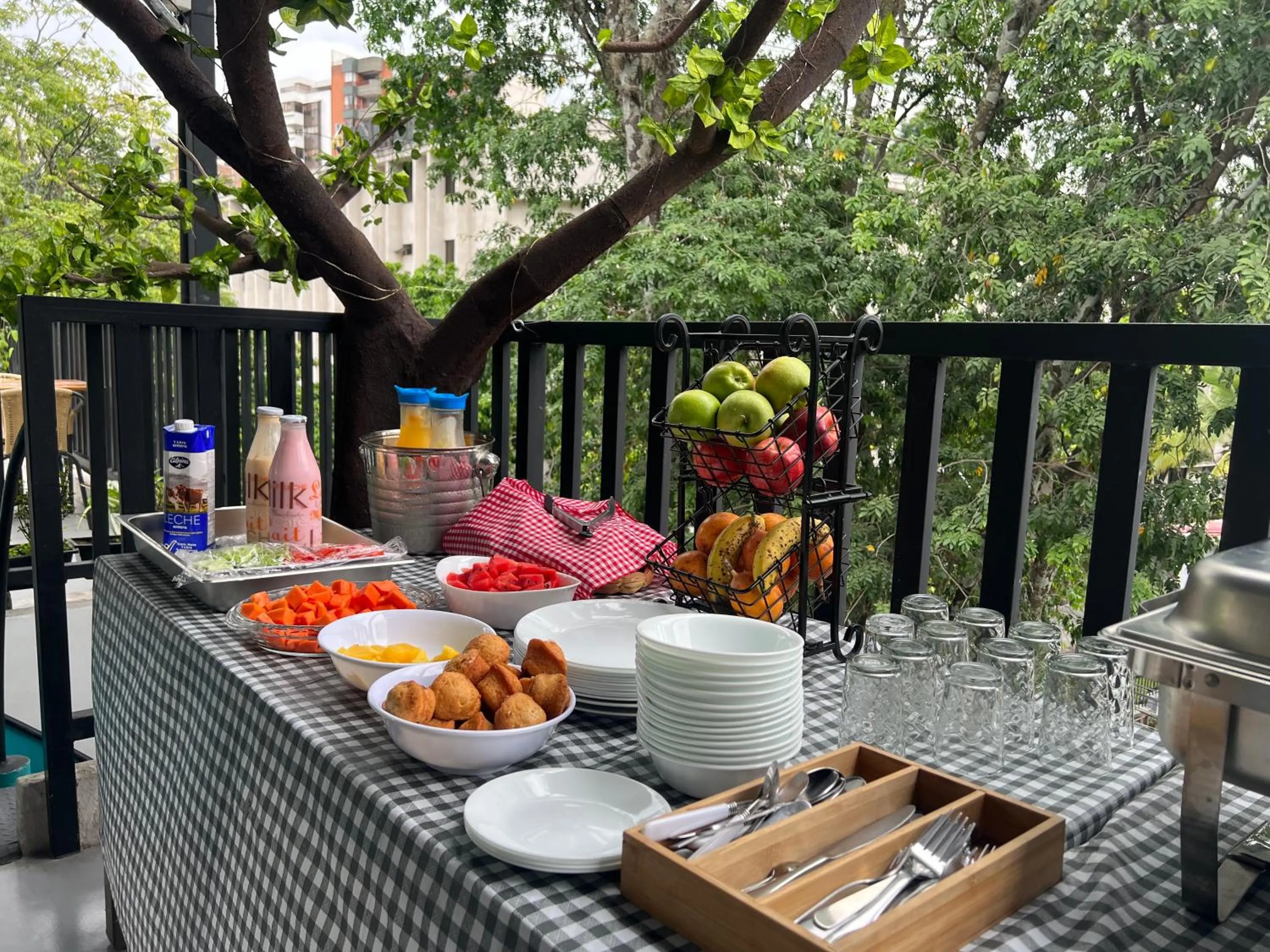 Day in HOTEL 9.5 SAN FERNANDO